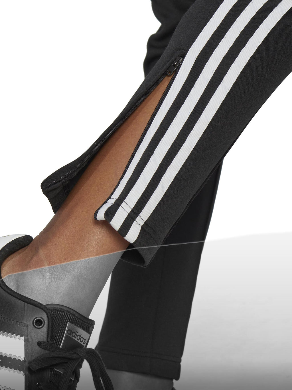 ADIDAS ORIGINALS Спортно долнище Primeblue SST