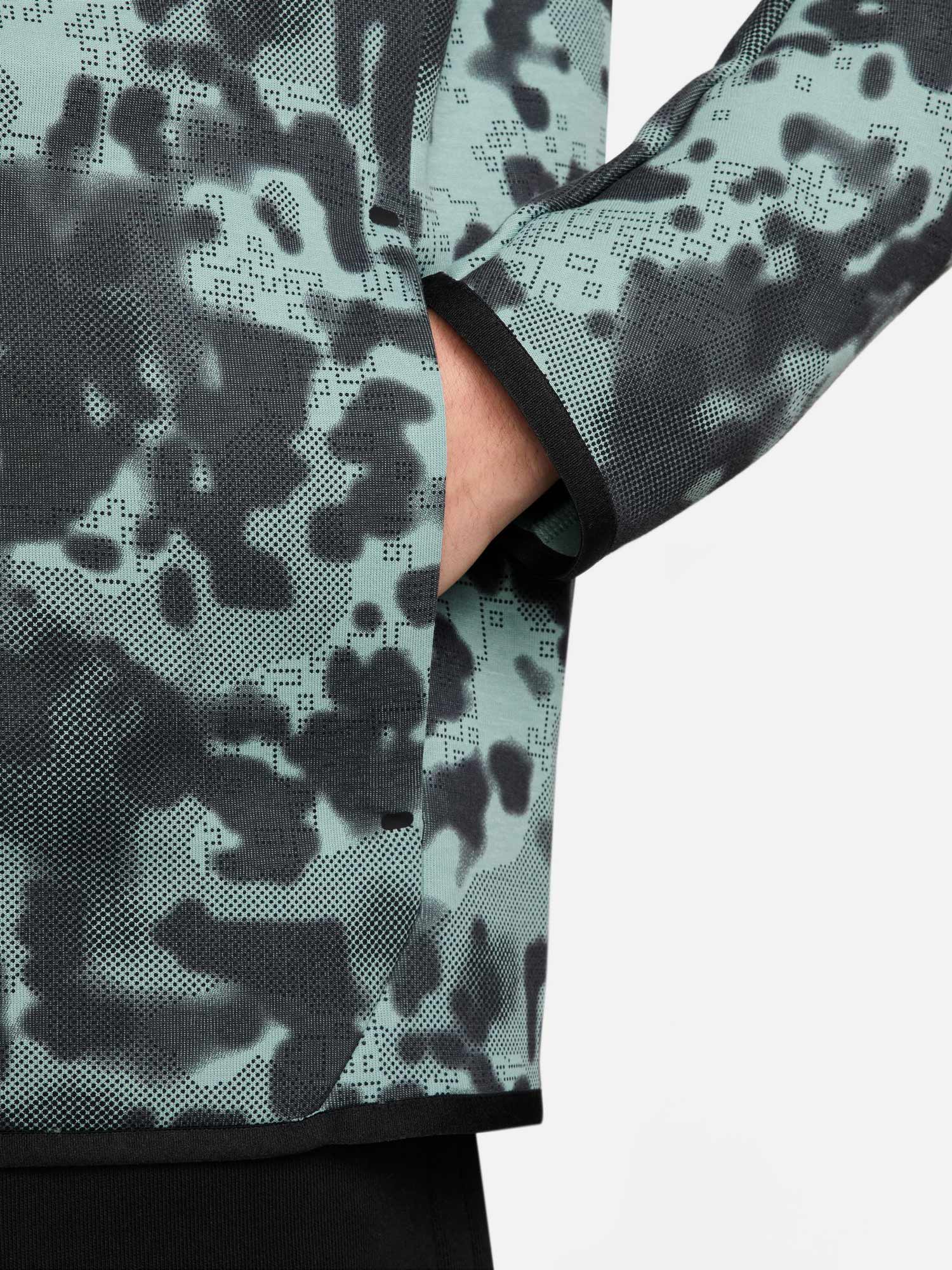 NIKE Суитшърт M NK TECH FLC WR FZ JKT CAMO