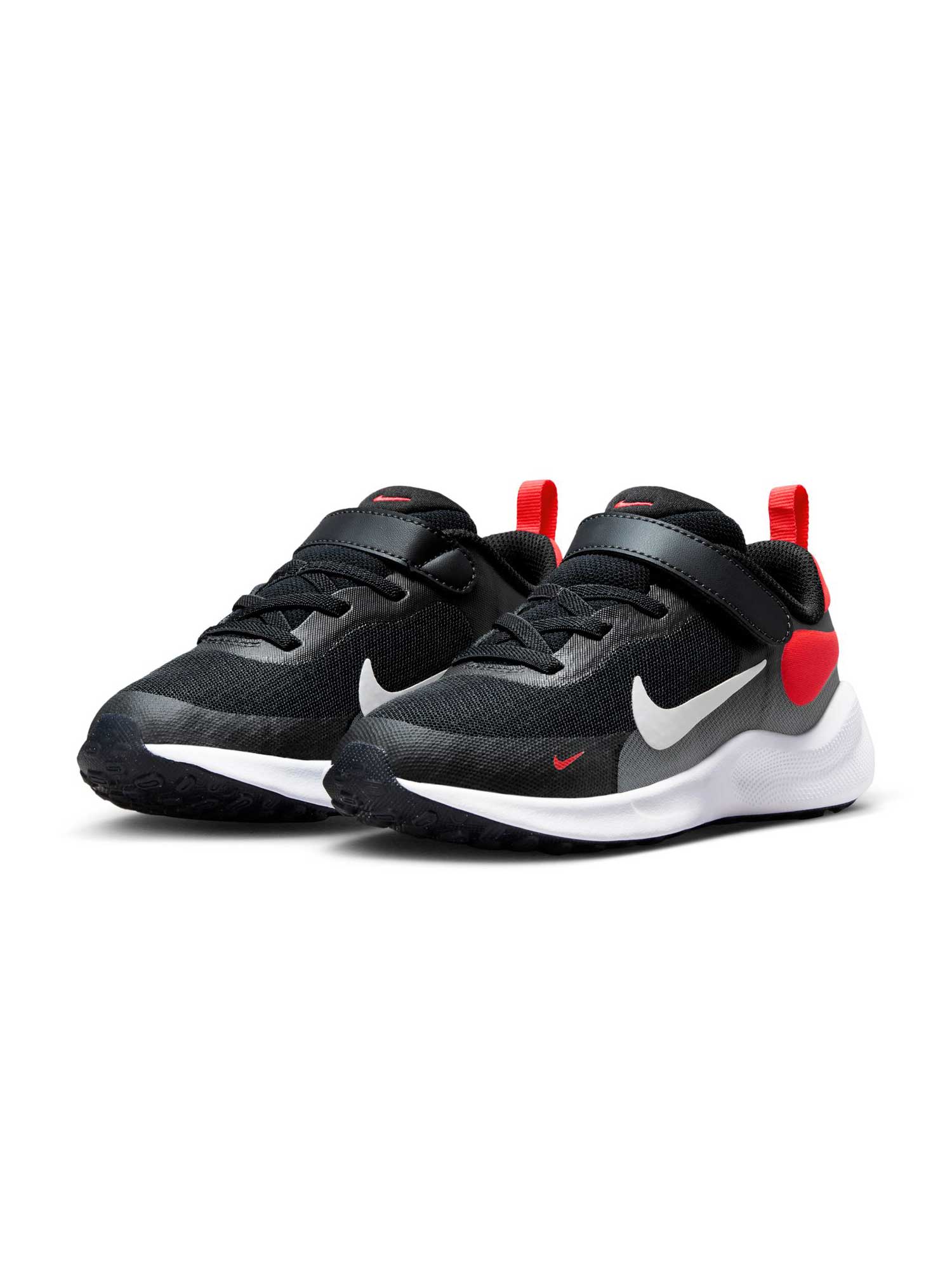 NIKE Обувки REVOLUTION 7 (PSV)