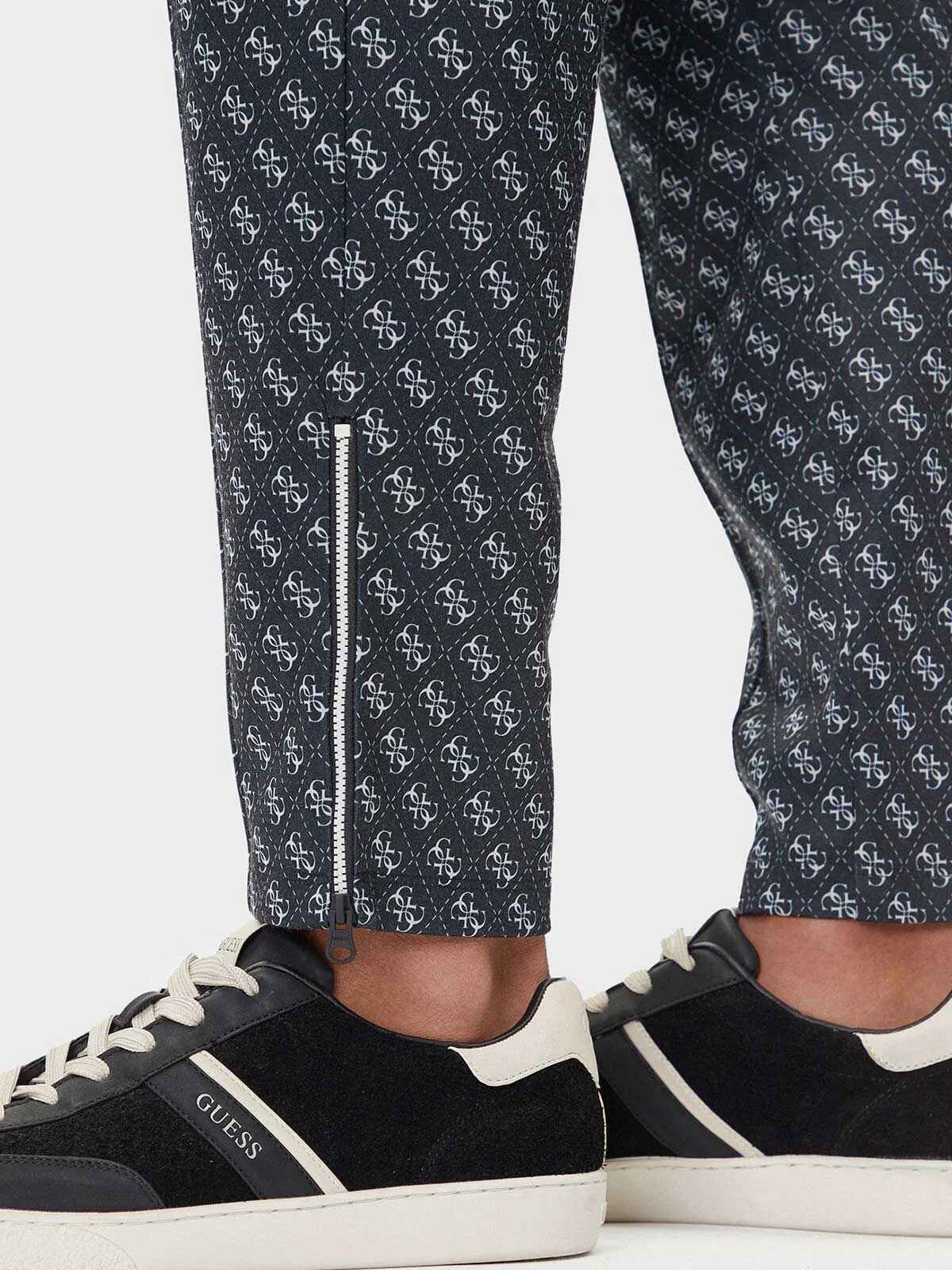 GUESS Спортно долнище KORBIN PANT