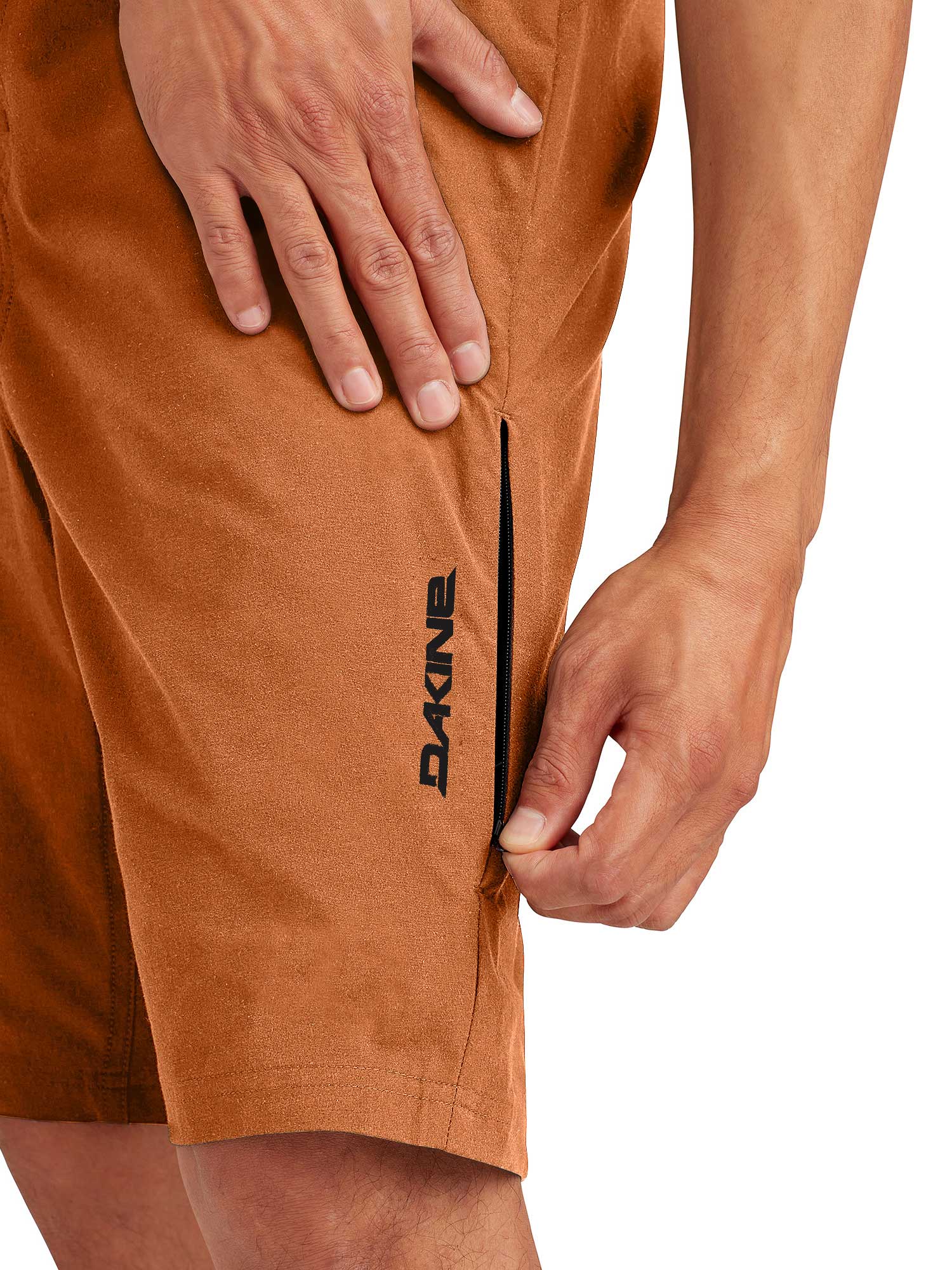 DAKINE Къси панталони LEEWARD