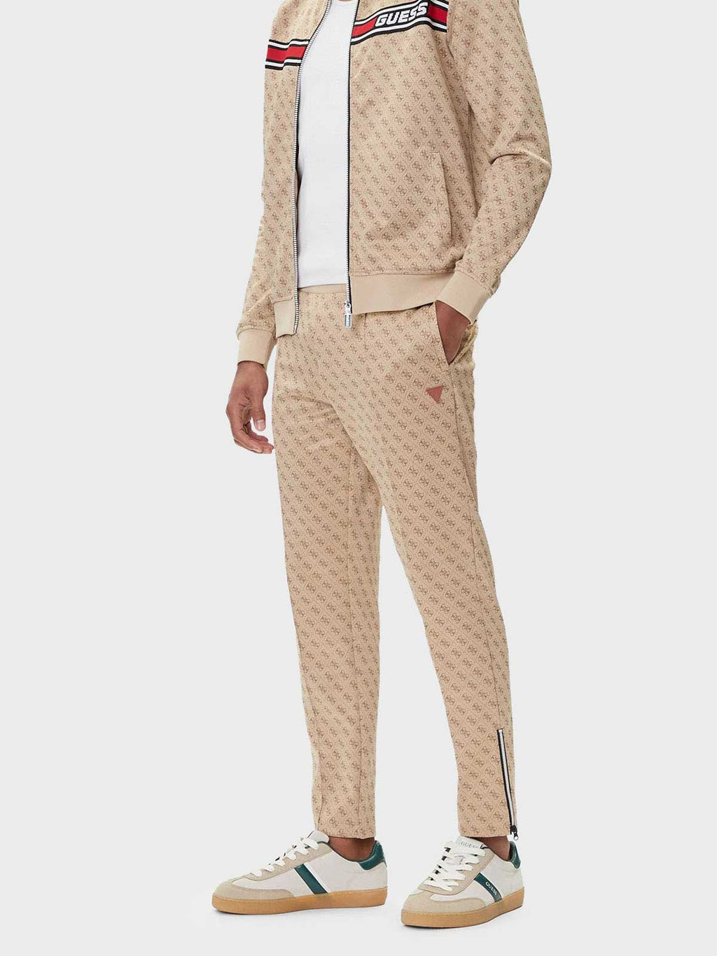 GUESS Спортно долнище KORBIN PANT