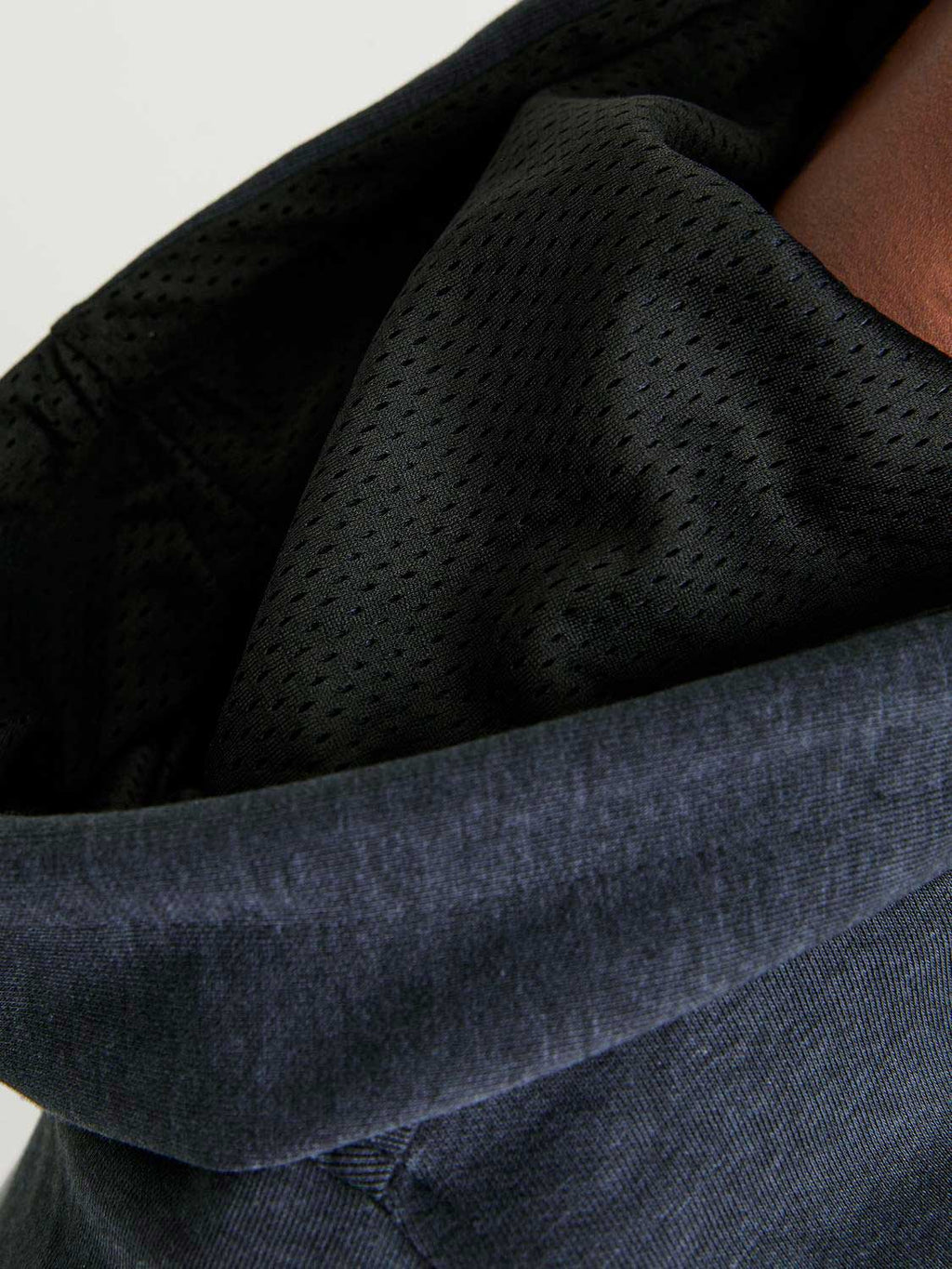 JACK & JONES Суитшърт JCOAIR SWEAT ZIP HOOD NOOS.