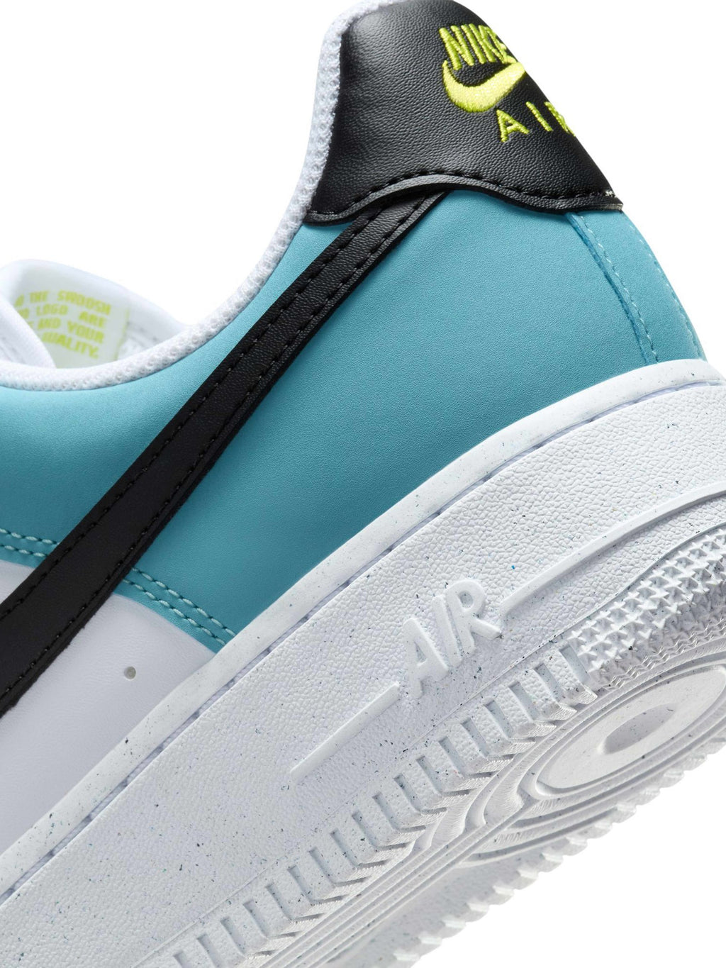 NIKE Обувки W AIR FORCE 1 07 NEXT NATURE