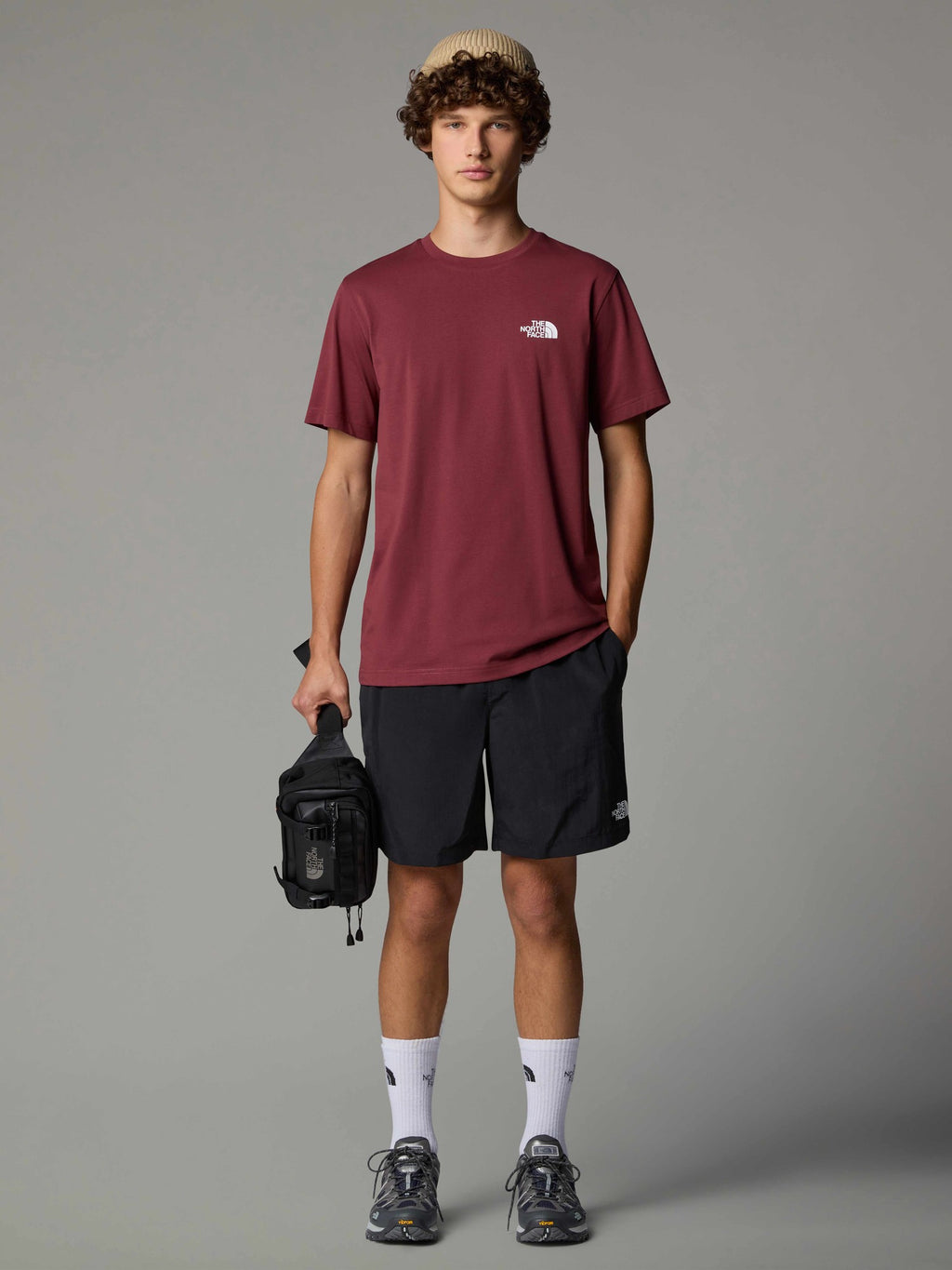THE NORTH FACE Рокля W SS ESSENTIAL OVERSIZE TEE DRESS