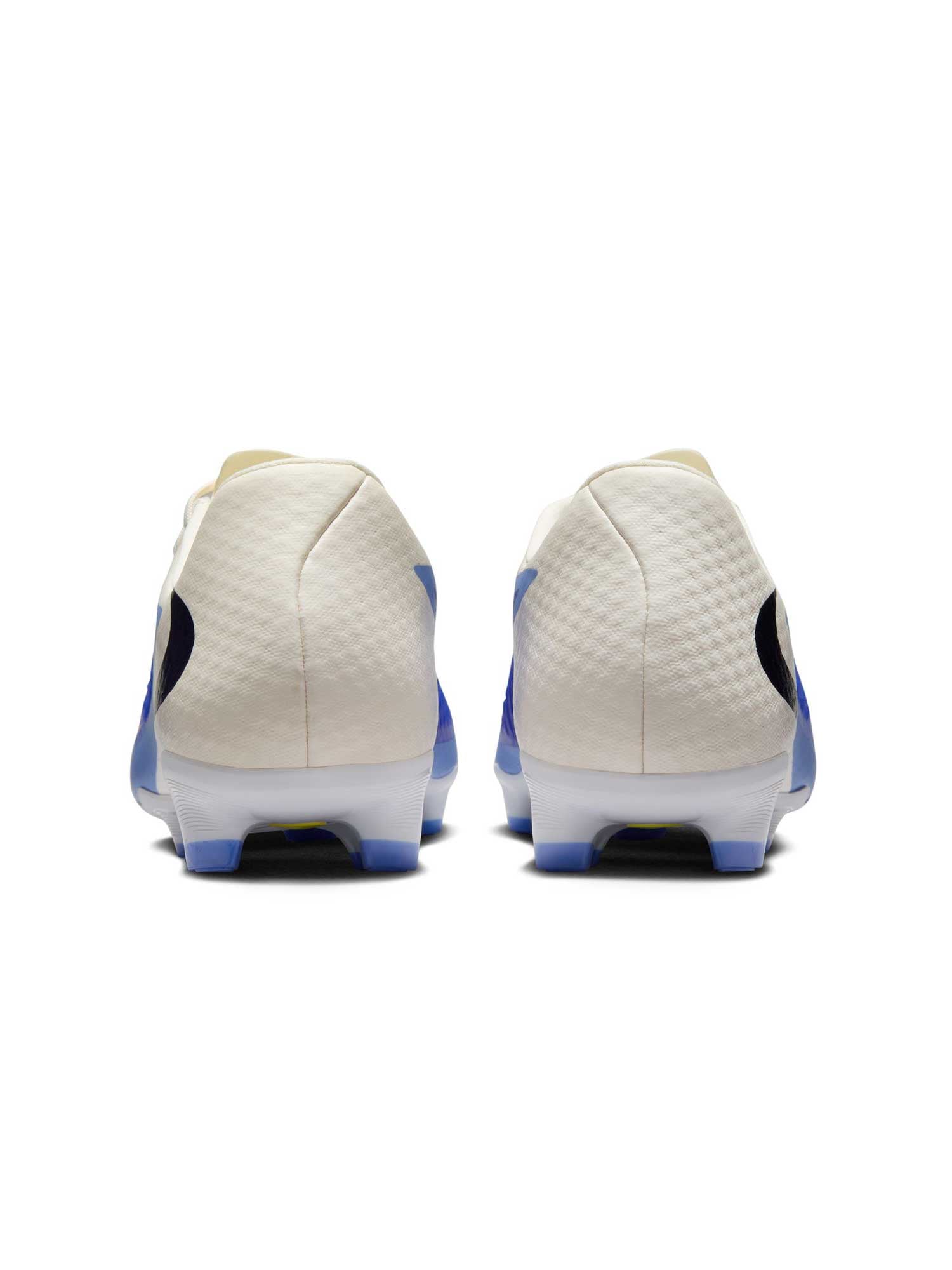 NIKE Обувки PHANTOM 6 LOW ACAD FG/MG LV8