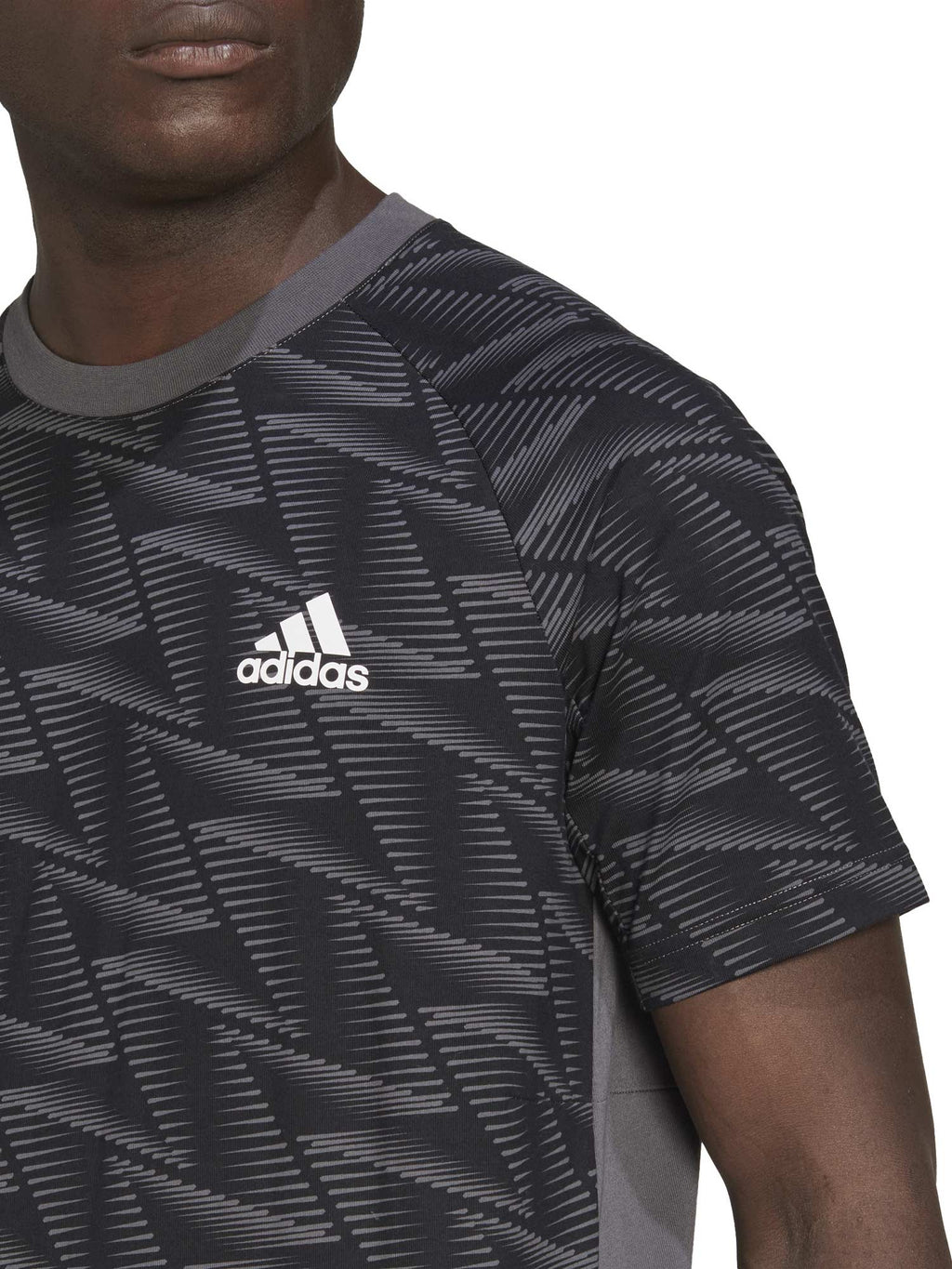 ADIDAS SPORTSWEAR Тениска Designed For Gameday Travel