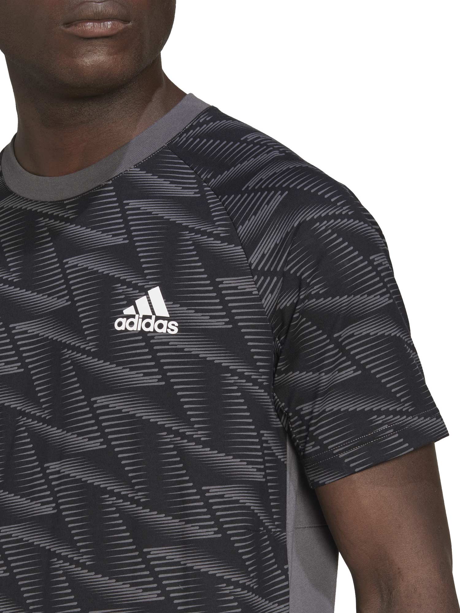 ADIDAS SPORTSWEAR Тениска Designed For Gameday Travel