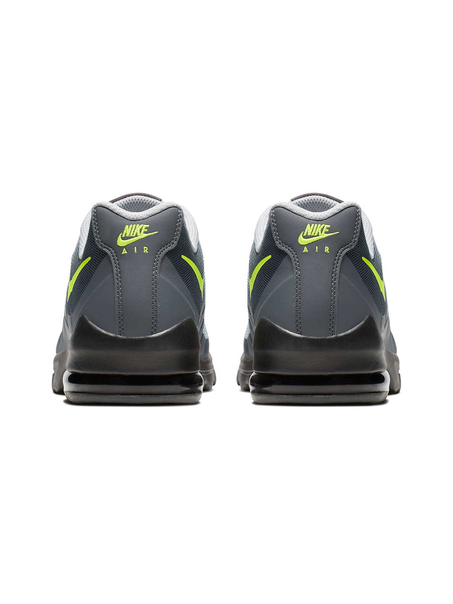 NIKE Обувки AIR MAX INVIGOR