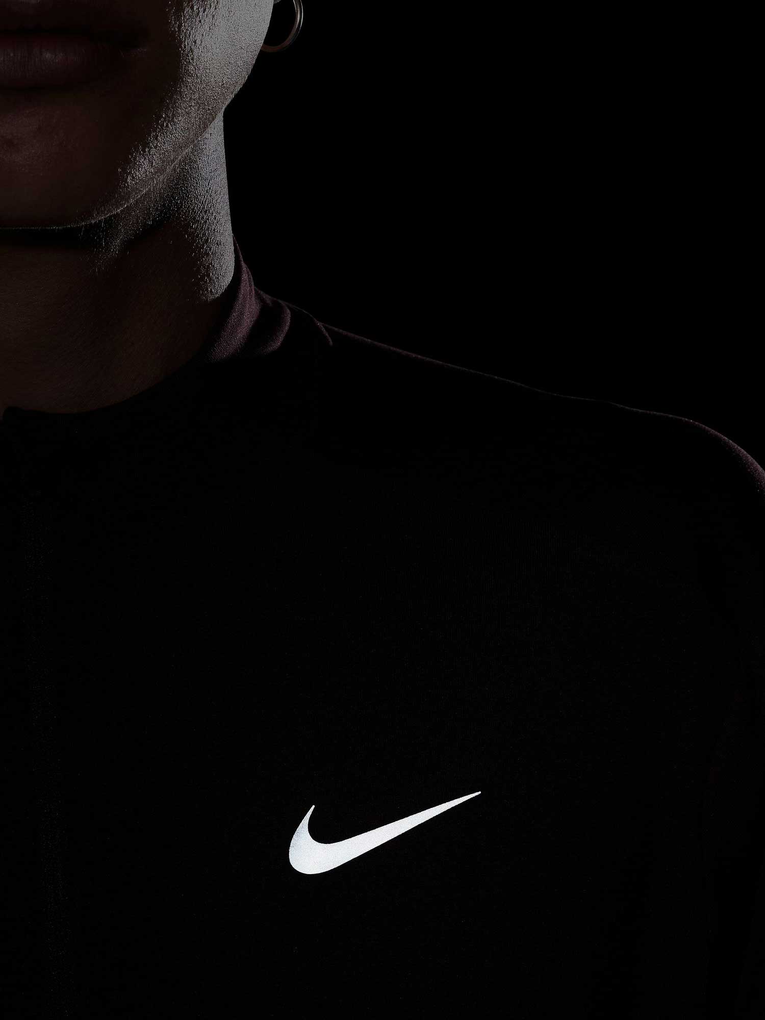 NIKE Блуза M NK DF ELMNT TOP HZ