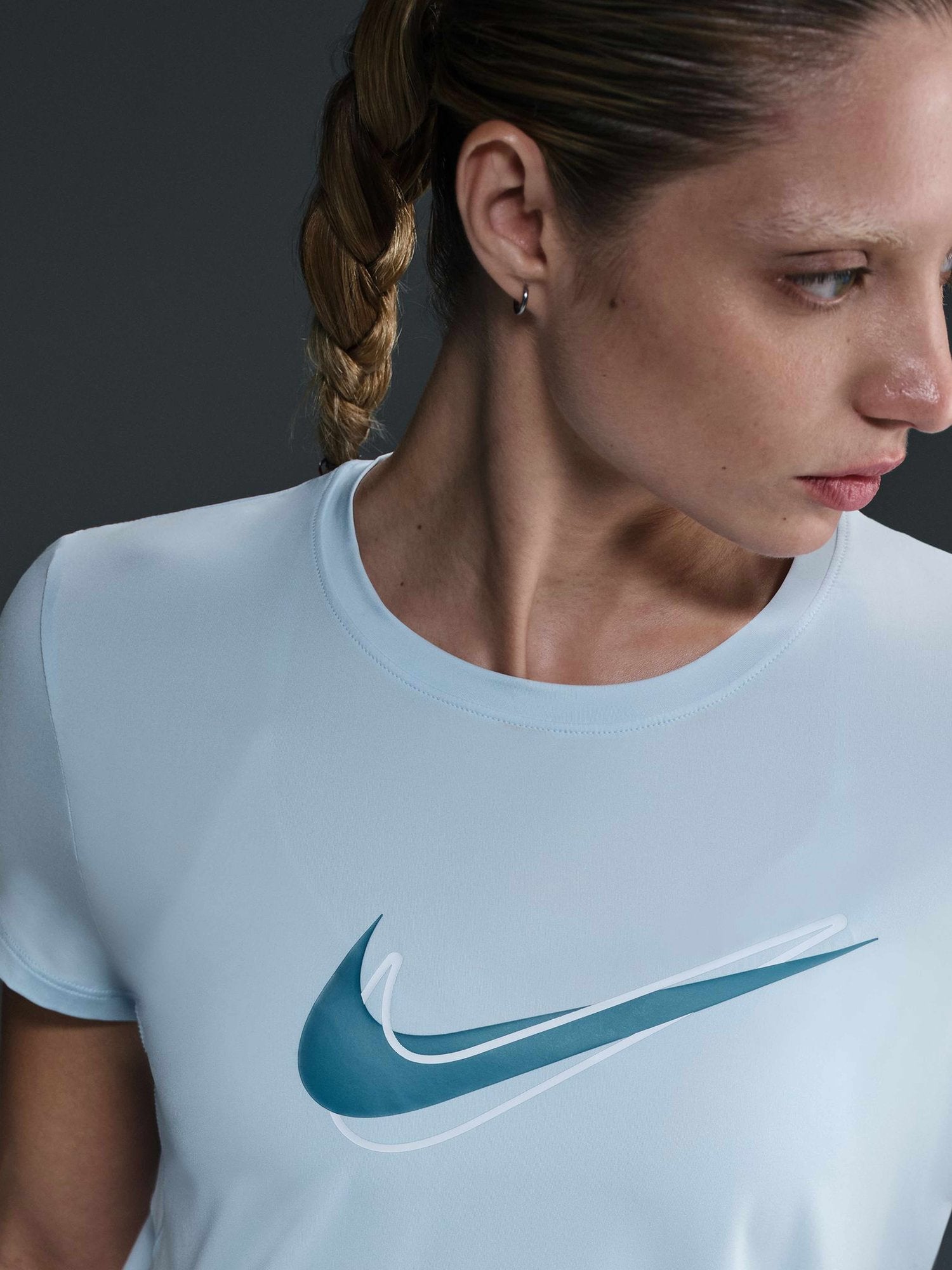 NIKE Тениска W NK ONE SWSH HBR DF SS TOP