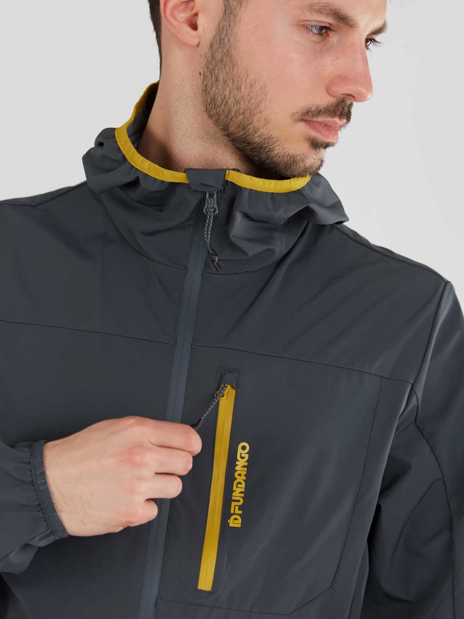 FUNDANGO Яке Alloy Hooded Softshell