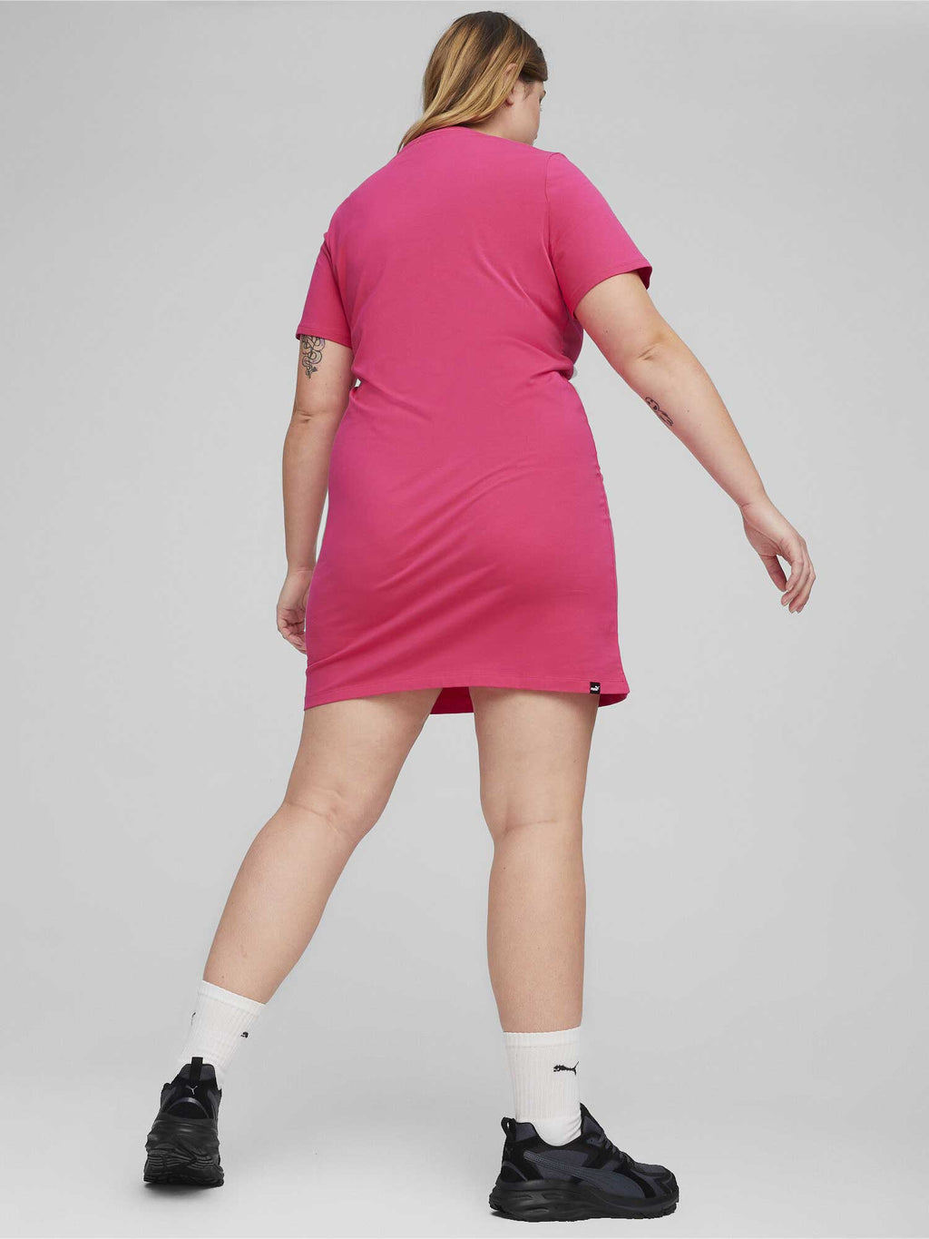 PUMA Рокля ESS Slim