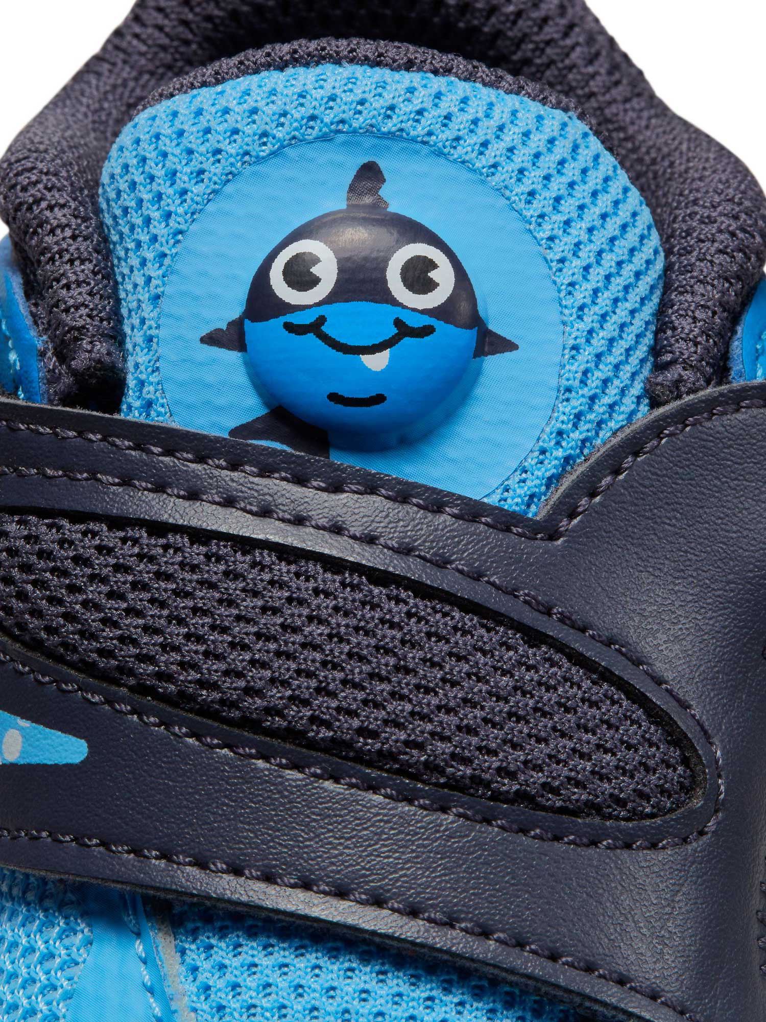 NIKE Обувки TEAM HUSTLE D 11 LIL TD