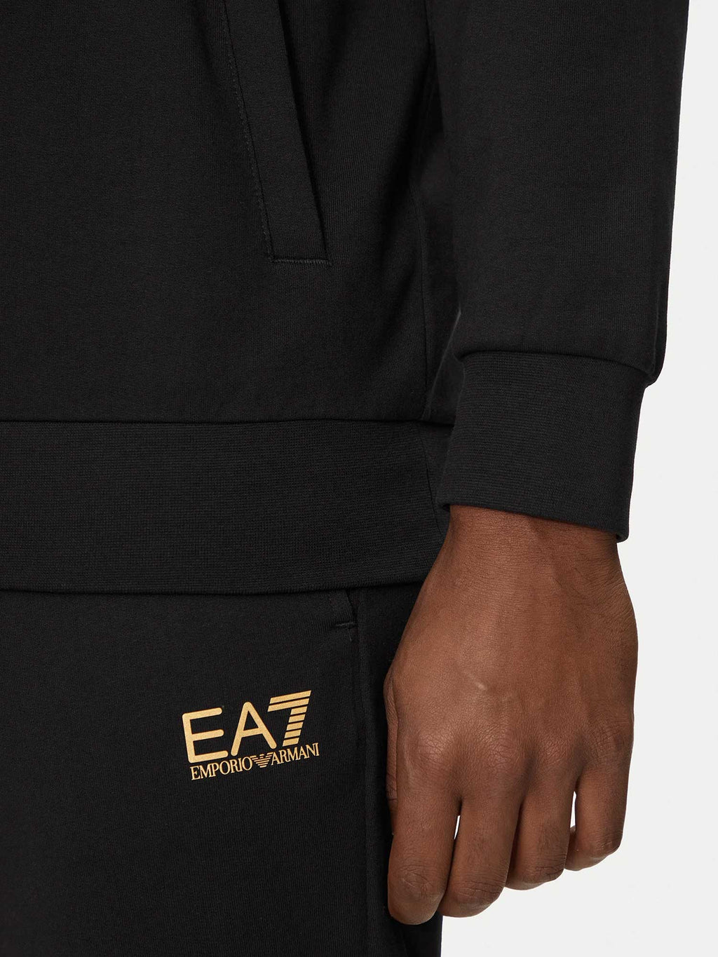 EA7 Emporio Armani Спортен екип TRAIN CORE ID M T-SUIT HOODIE RN