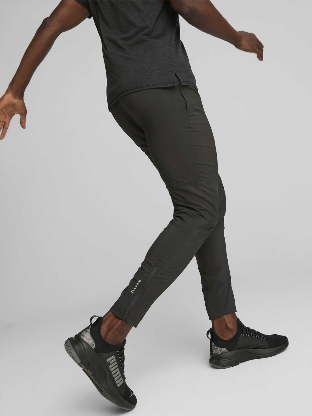 PUMA Спортно долнище RUN FAVORITE TAPERED PANT M