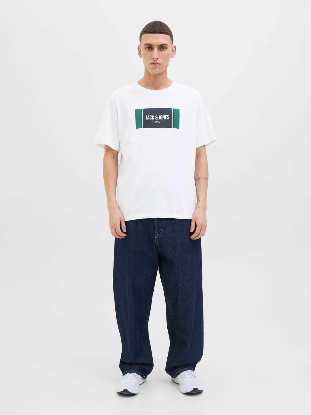 JACK & JONES Тениска JJHAYATO TEE SS CREW NECK BTS LN