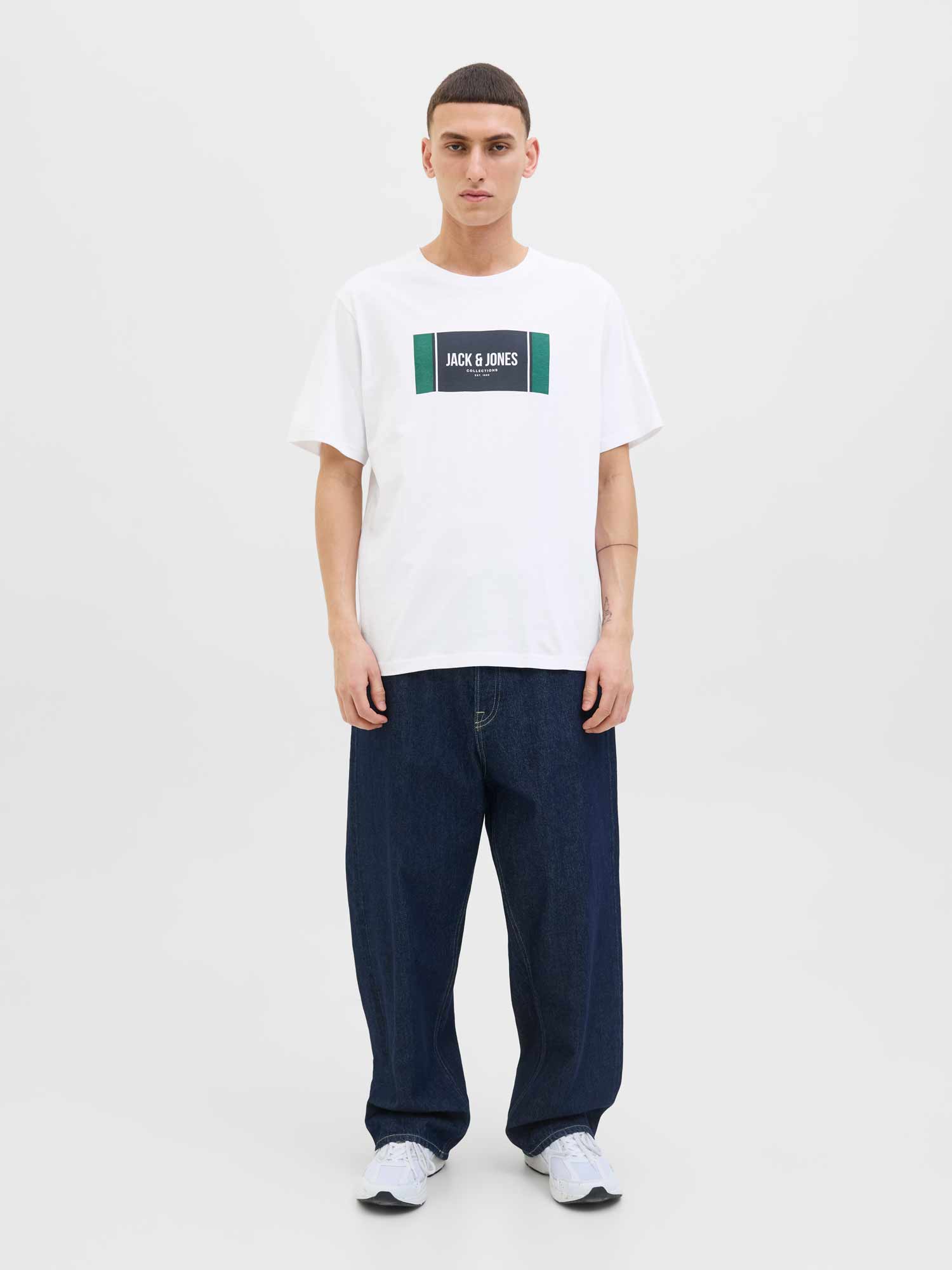 JACK & JONES Тениска JJHAYATO TEE SS CREW NECK BTS LN