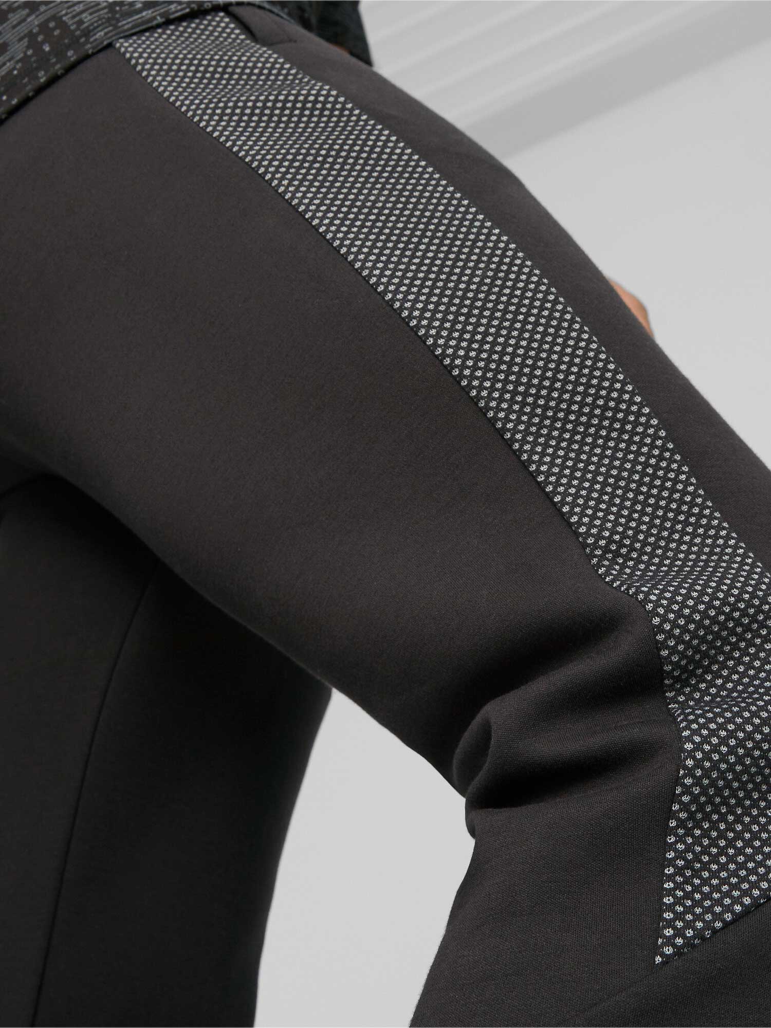 PUMA Спортно долнище EVOSTRIPE Pants DK