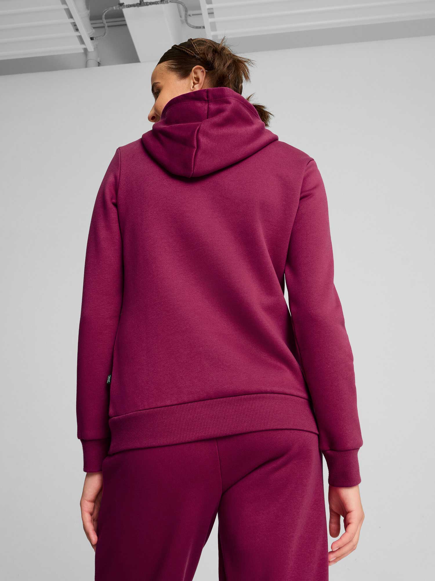PUMA Суитшърт ESS Logo Hoodie FL (s)