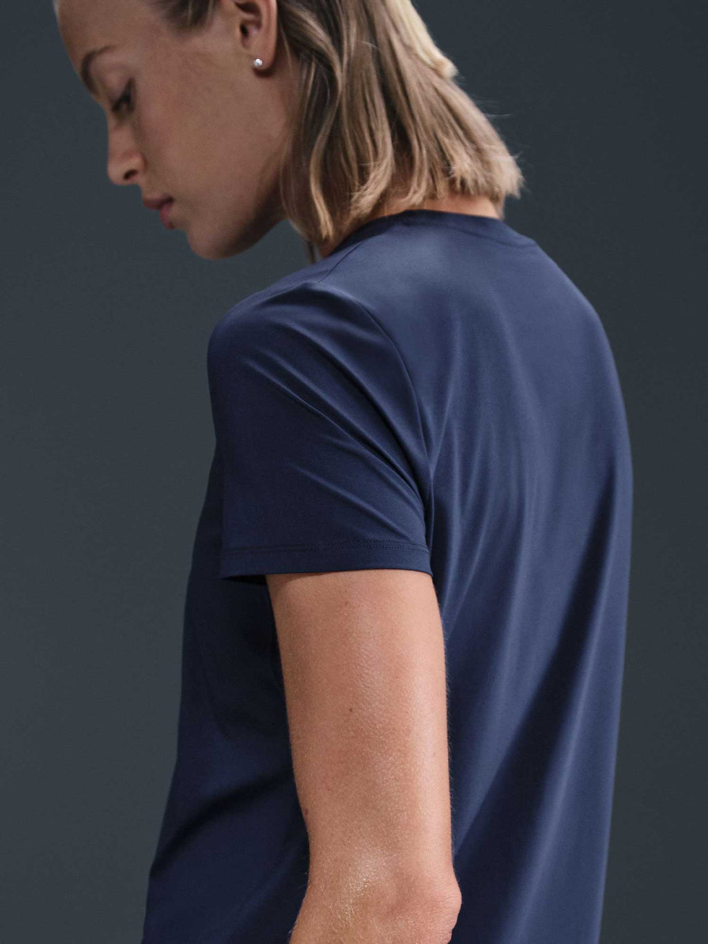 NIKE Тениска W NK ONE CLASSIC DF SS TOP WT