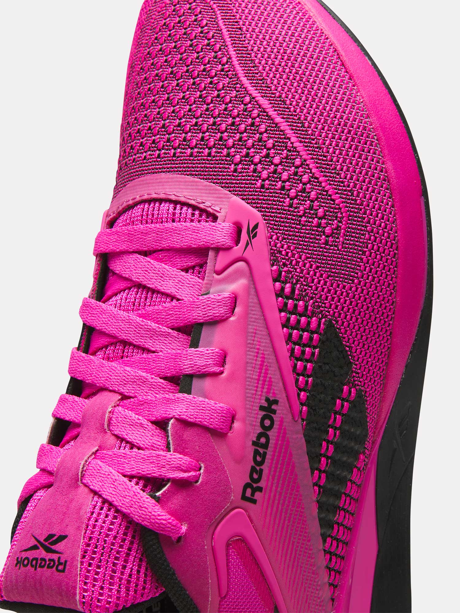 REEBOK Обувки NANO X4