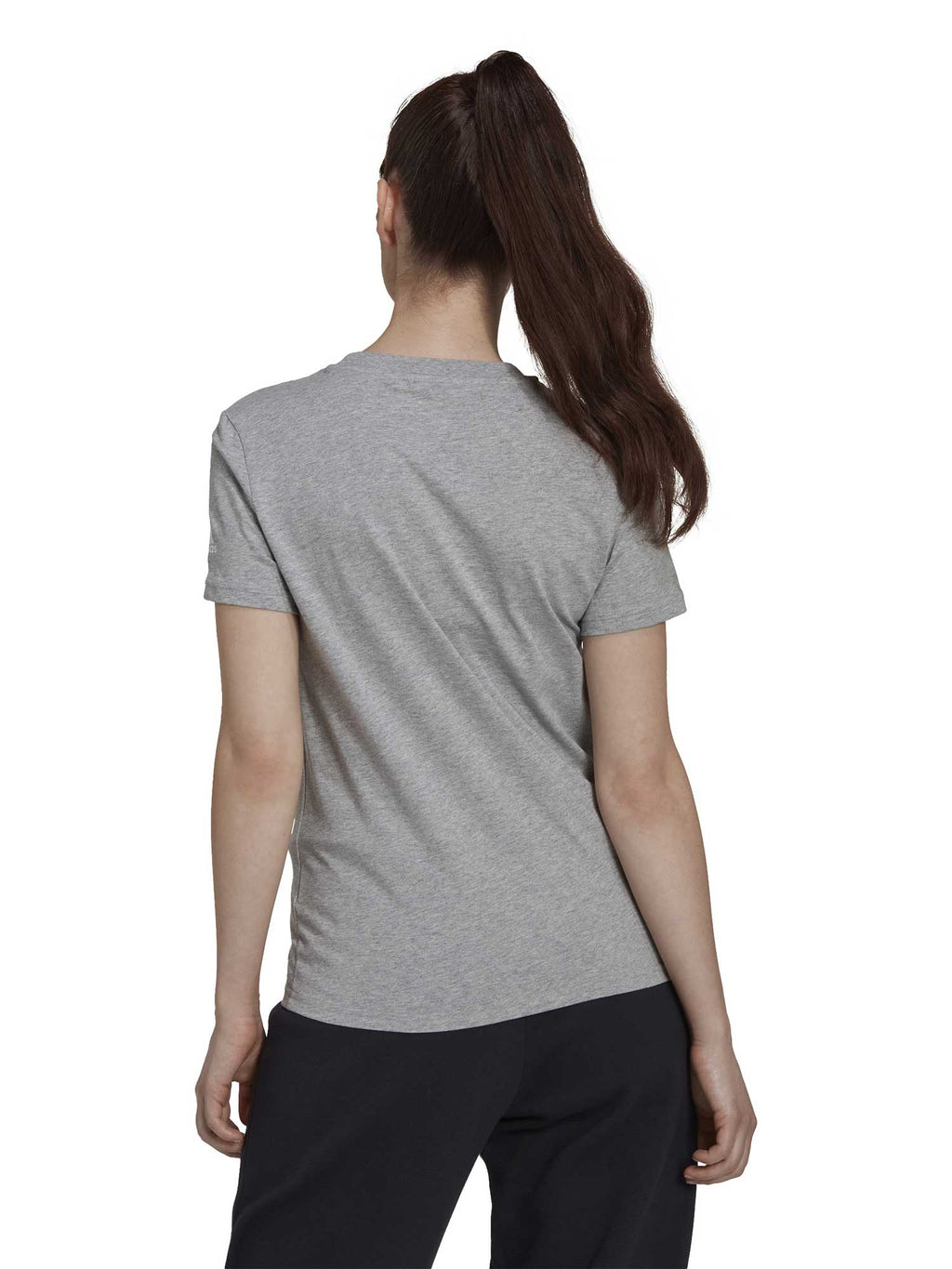 ADIDAS SPORTSWEAR Тениска LOUNGEWEAR Essentials Slim Logo
