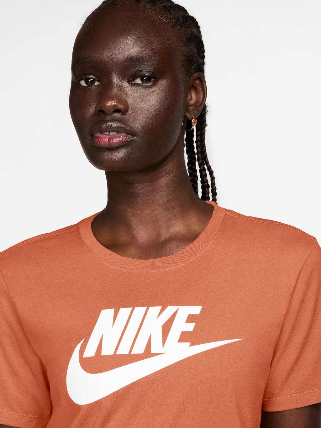 NIKE Тениска W NSW CLUB SS TEE ICN FTRA