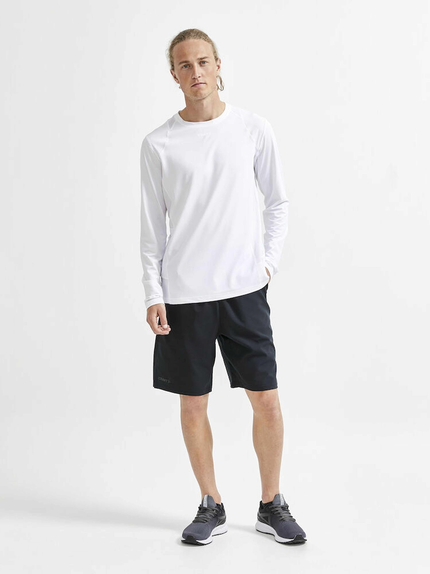 CRAFT Къси панталони CORE ESSENCE RELAXED SHORTS M