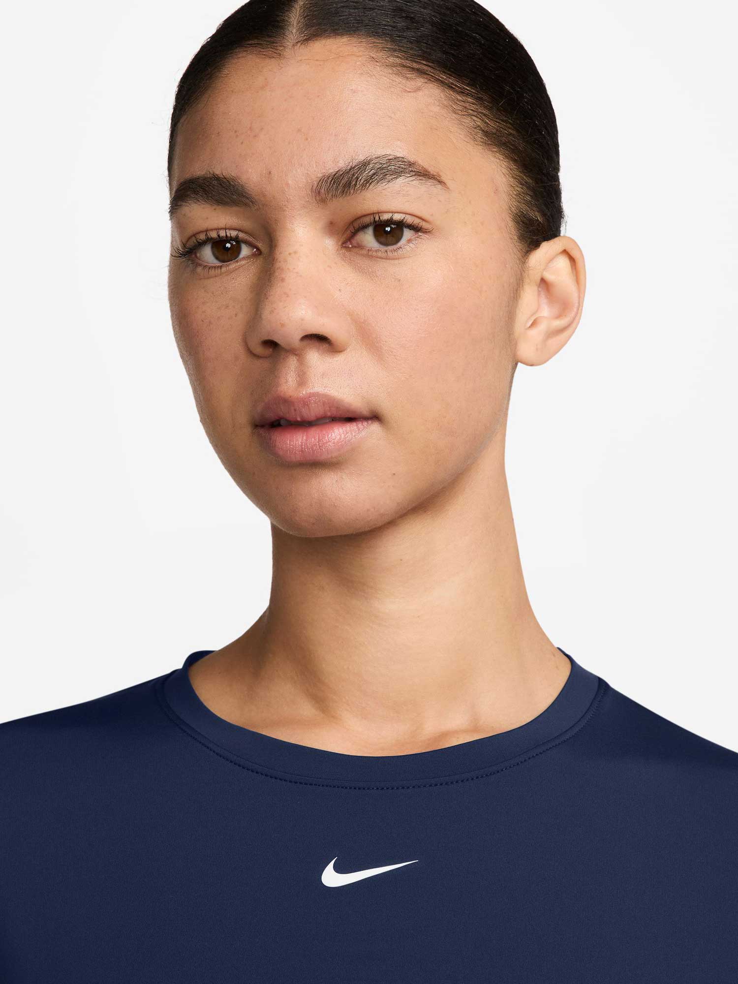 NIKE Тениска W NK ONE CLASSIC DF SS TOP WT