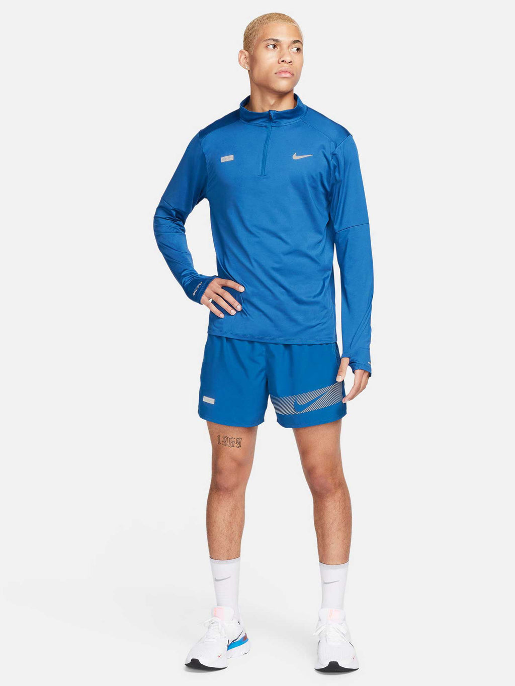 NIKE Блуза M NK DF ELMNT TOP HZ FLASH HBR