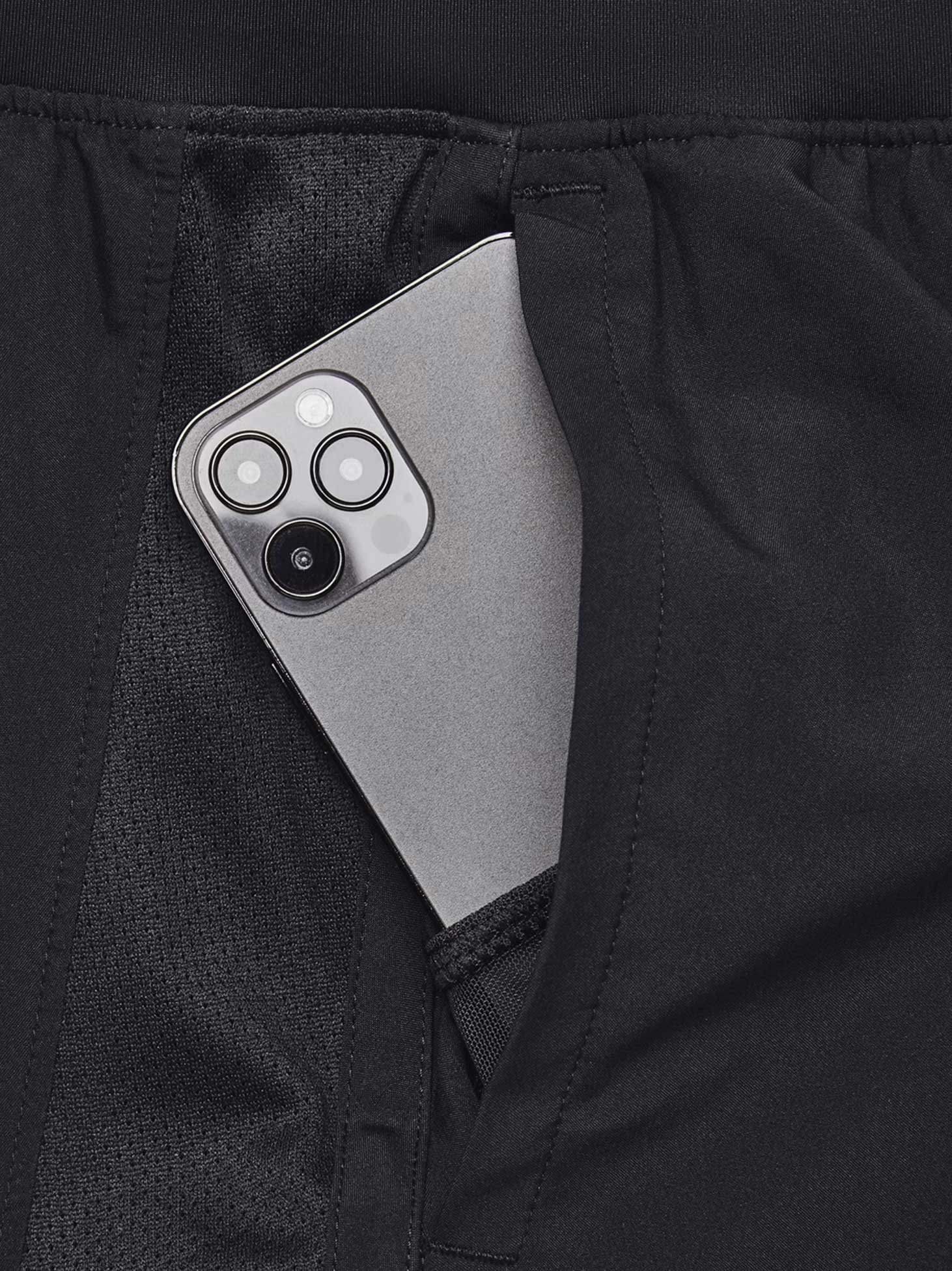 UNDER ARMOUR Къси панталони UA LAUNCH 7 2-IN-1 SHORTS