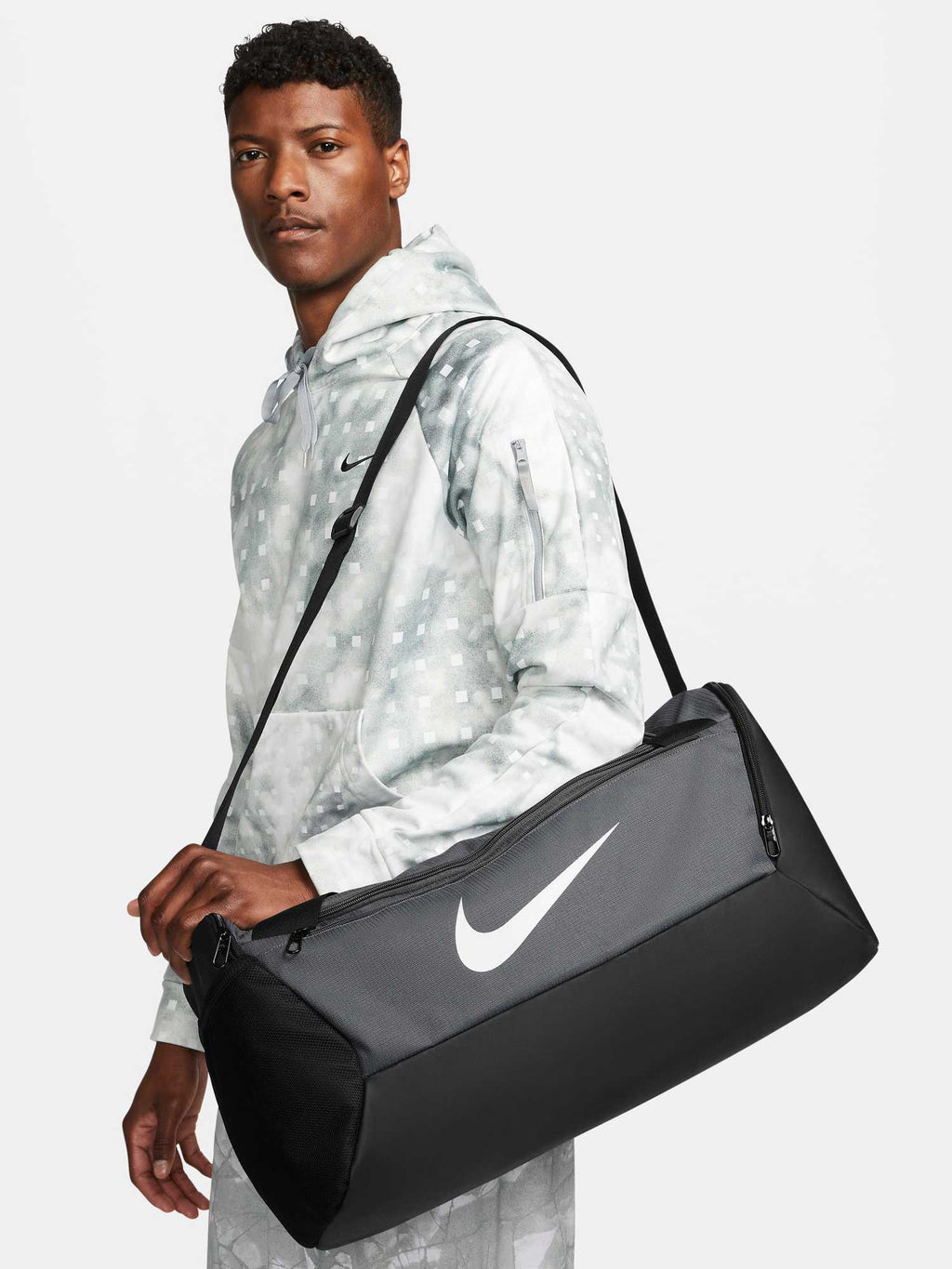 NIKE Сак NK BRSLA S DUFF - 9 1\/2 41L