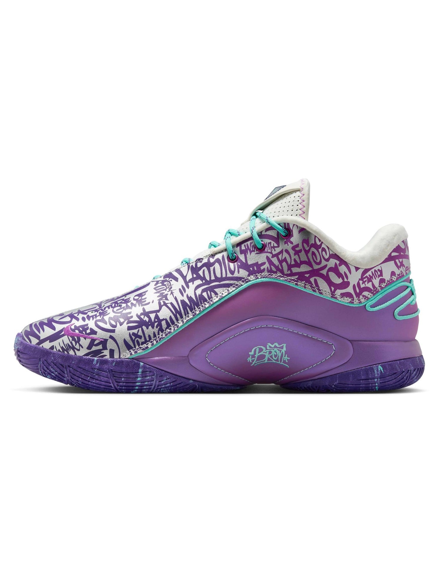 NIKE Обувки LEBRON XXII