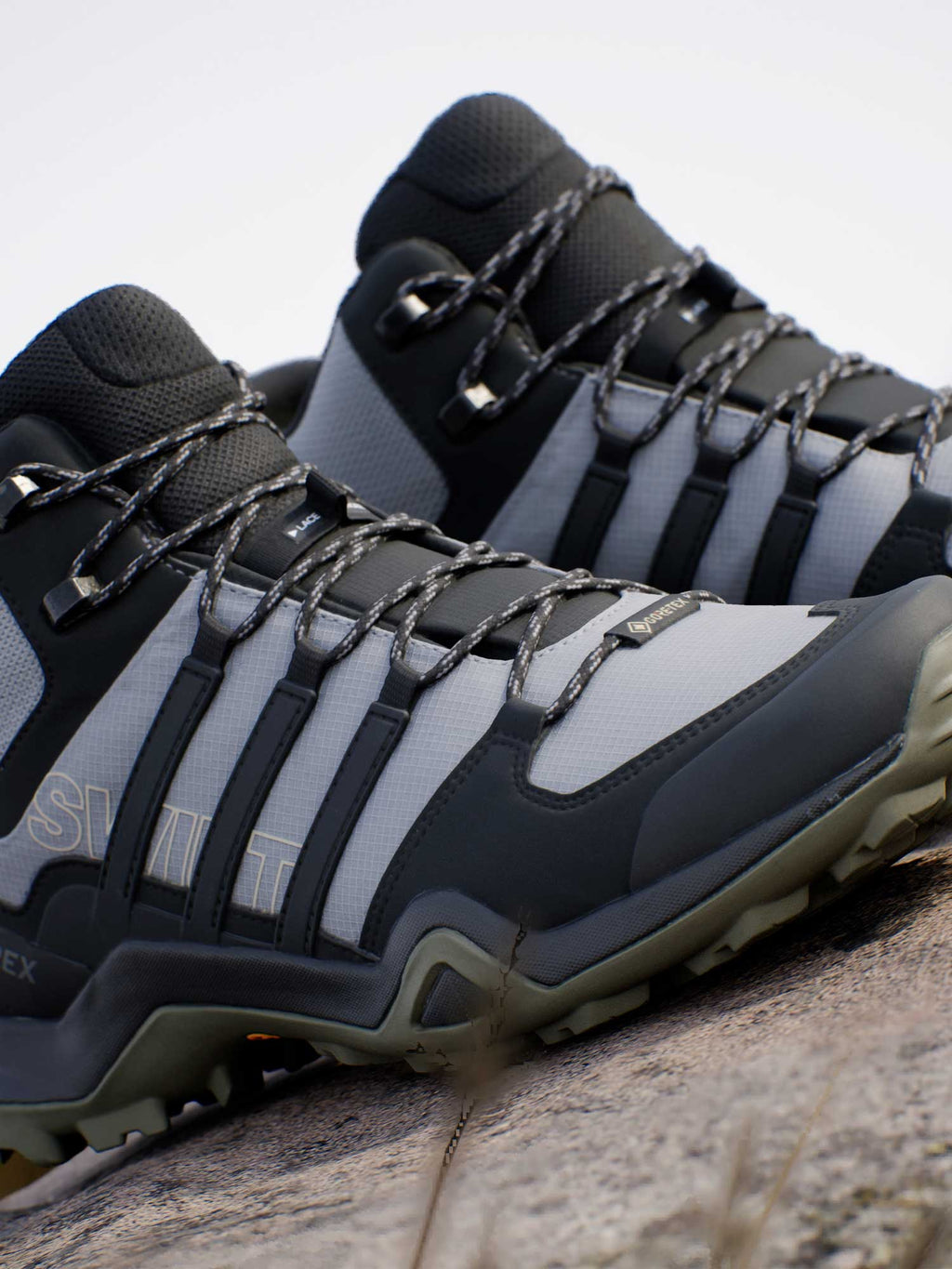 ADIDAS PERFORMANCE Обувки Terrex Swift R2 Mid GORE-TEX Hiking