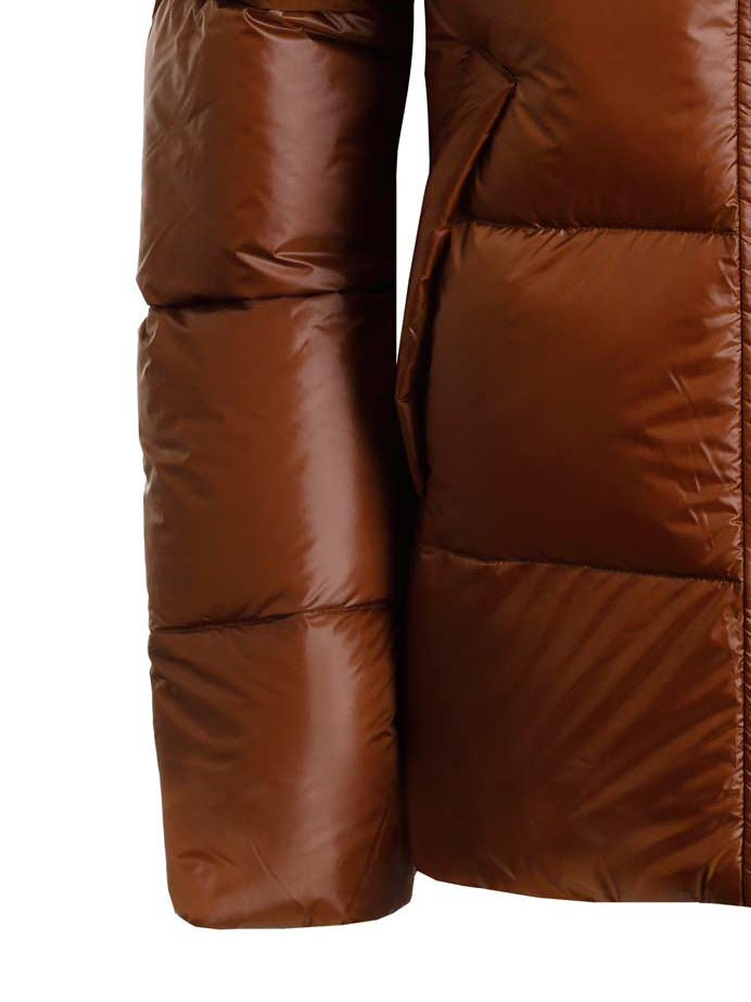ICEPEAK Яке ADENAU