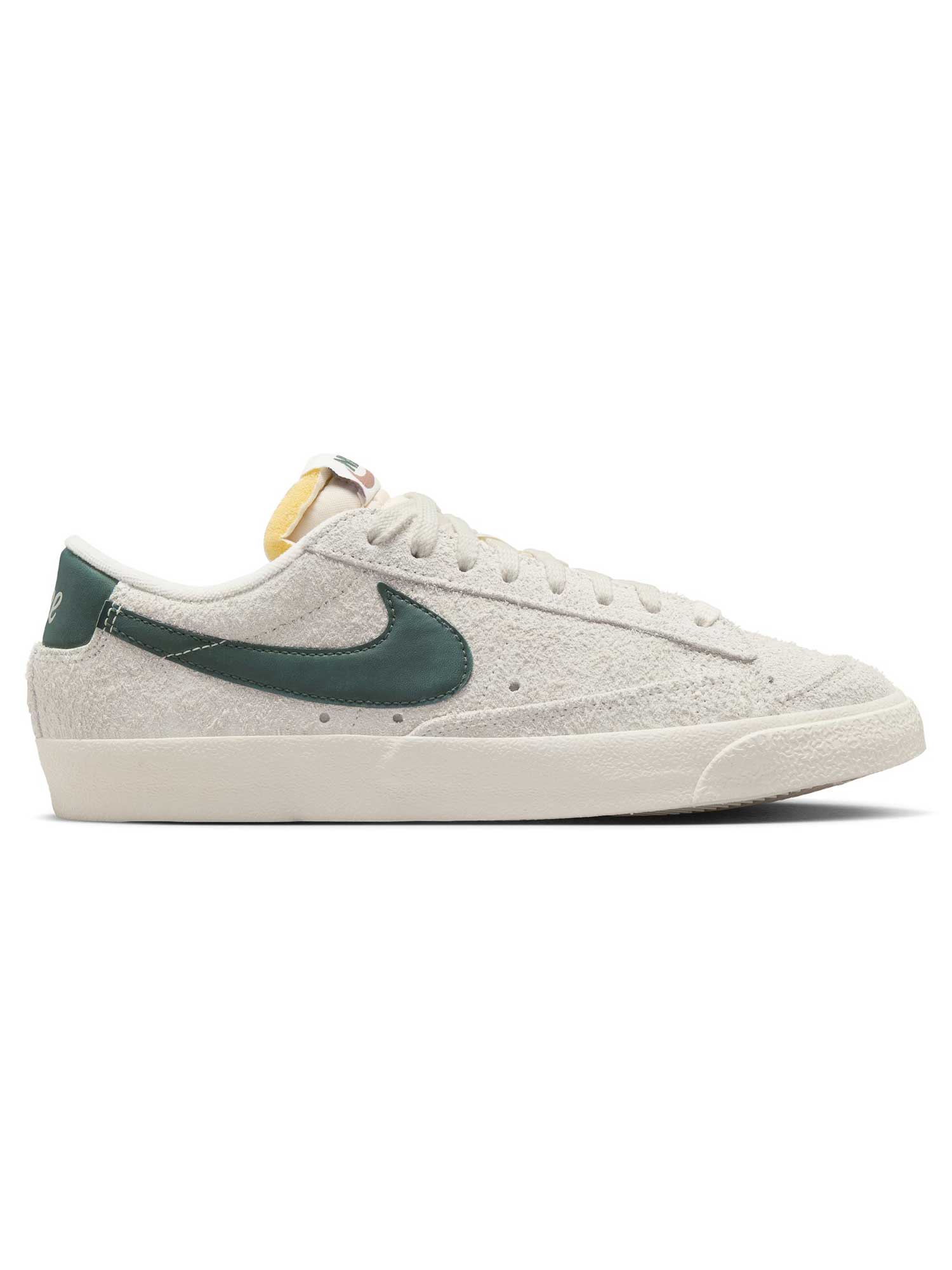 NIKE Обувки W BLAZER LOW 77 VNTG