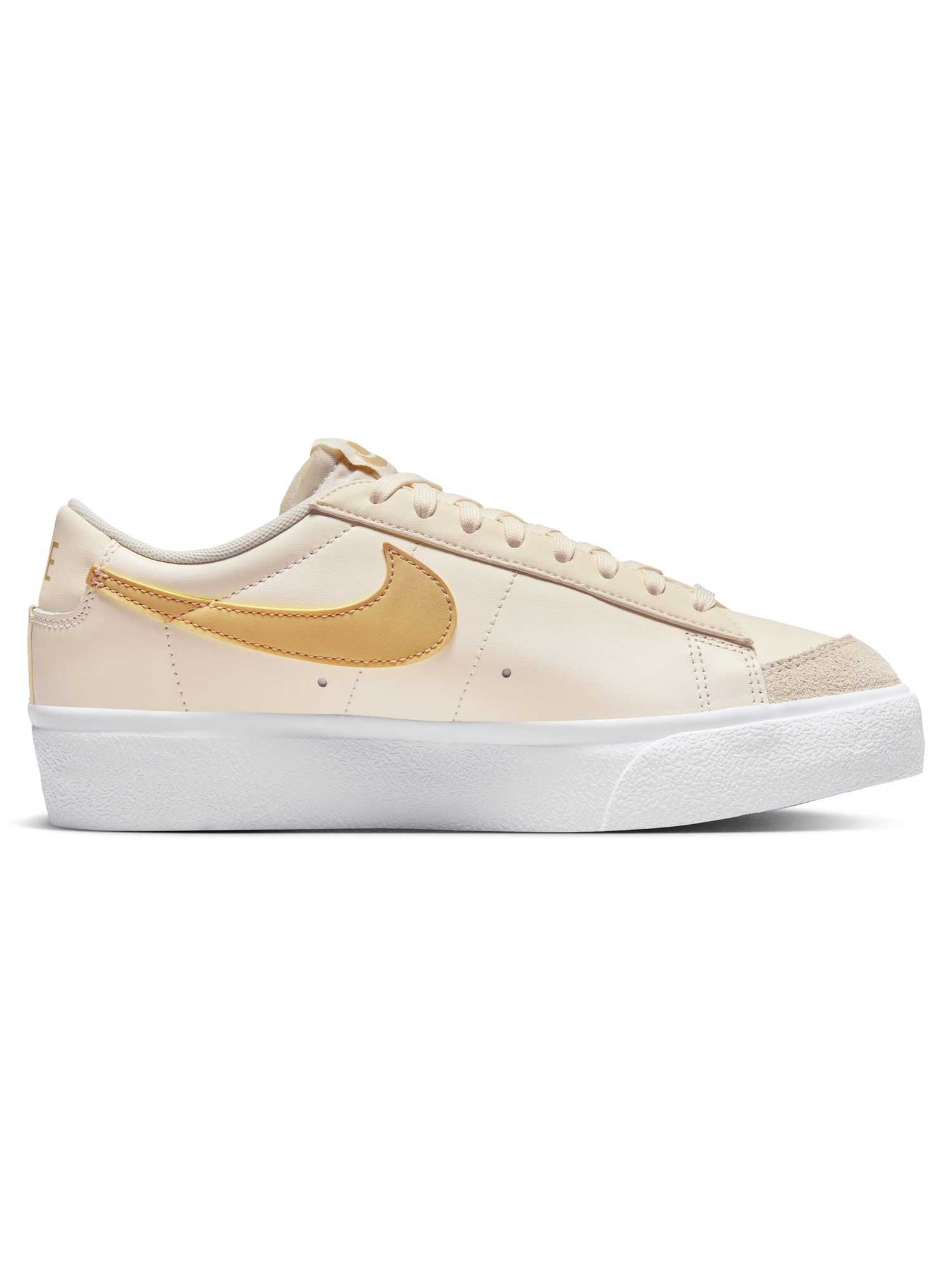 NIKE Обувки W BLAZER LOW PLATFORM