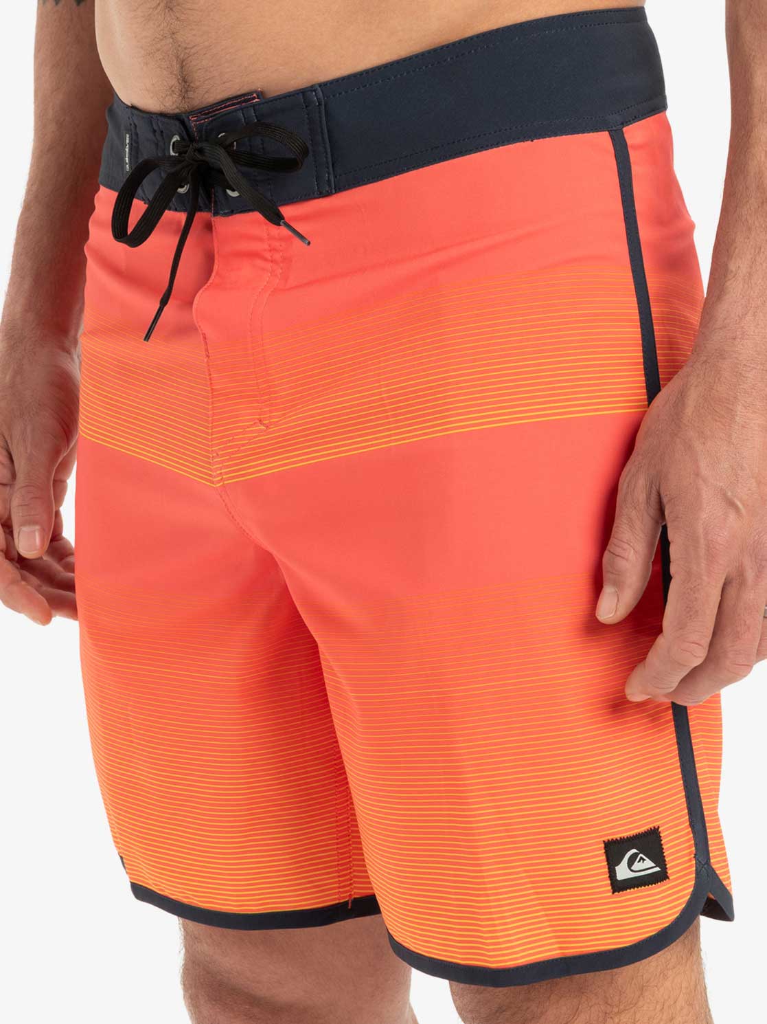QUIKSILVER Плувни шорти SURFSILK SCALLOP 18