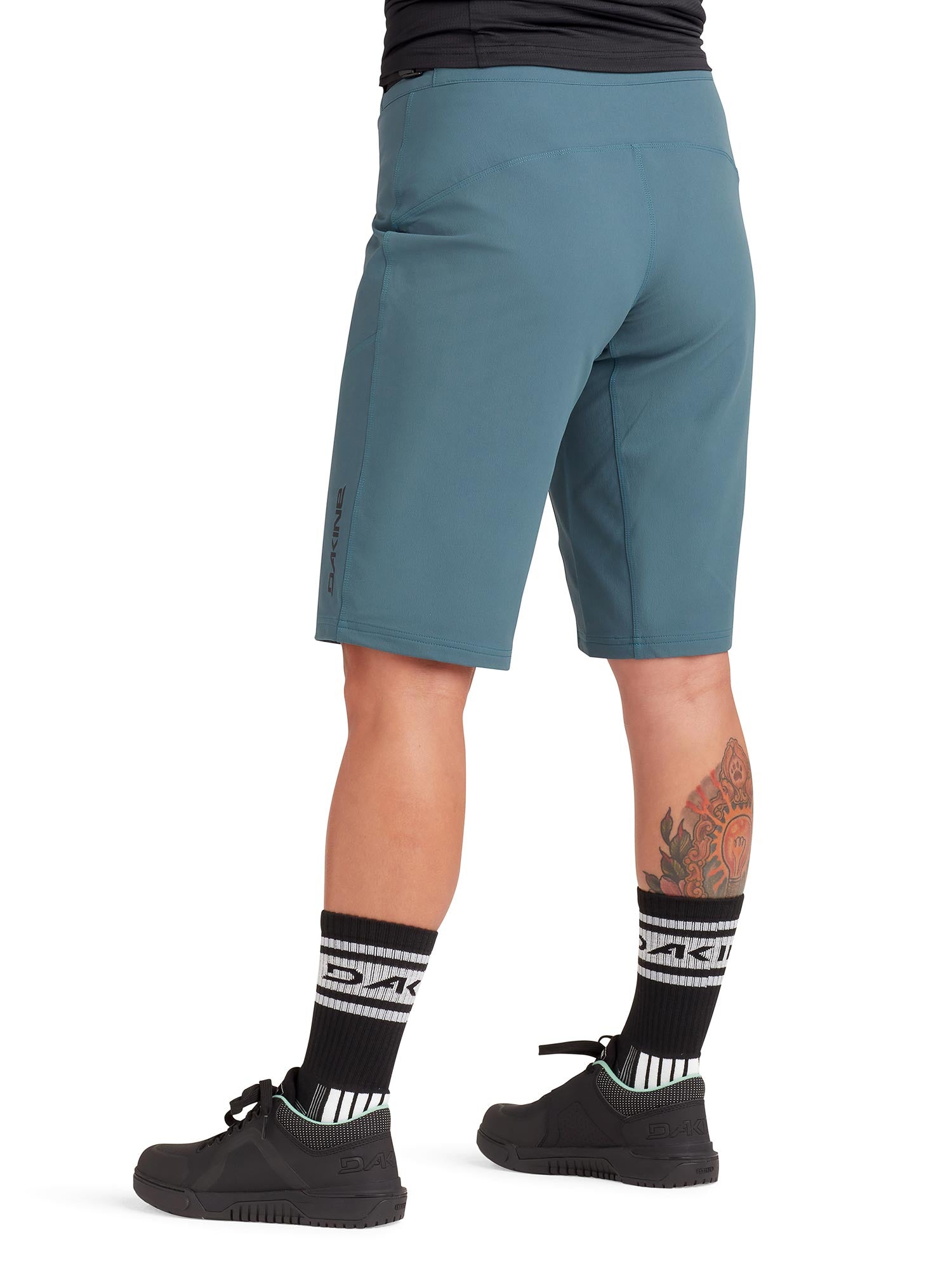 DAKINE Къси панталони SYNCLINE 13