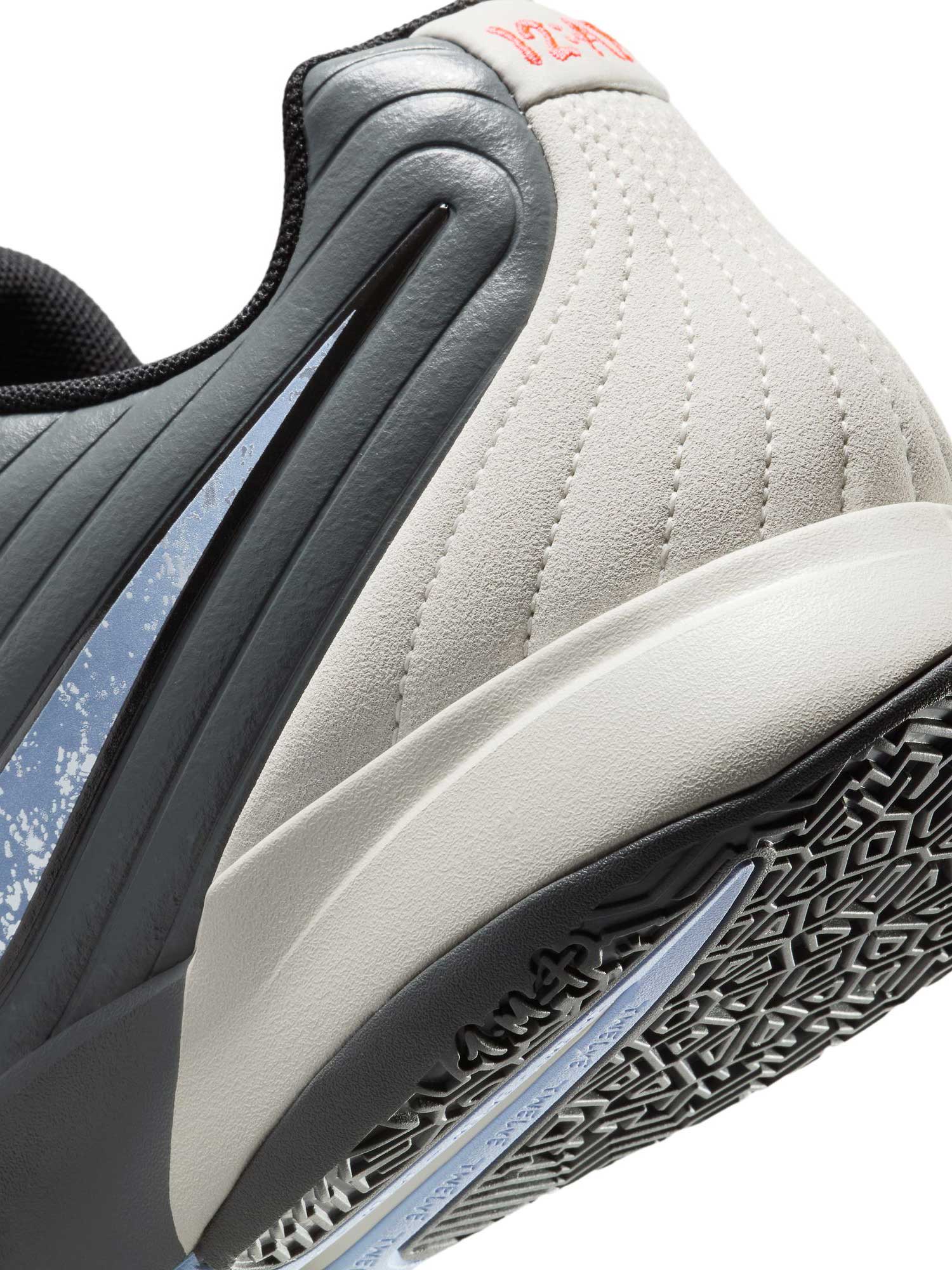 NIKE Обувки JA 2