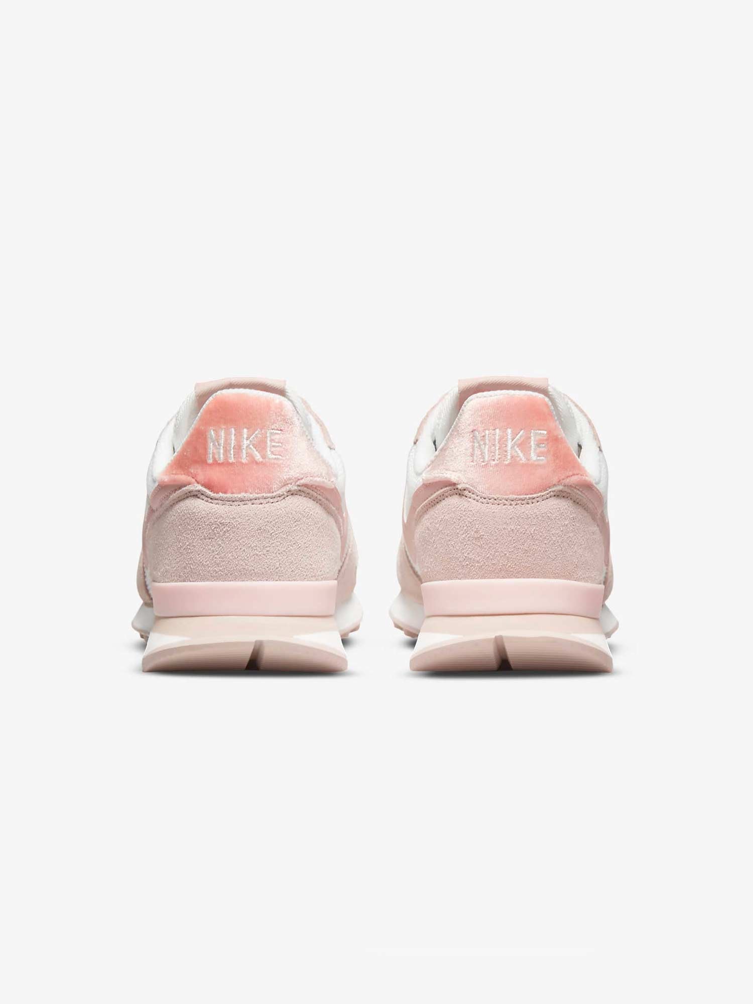 NIKE Обувки W INTERNATIONALIST MN