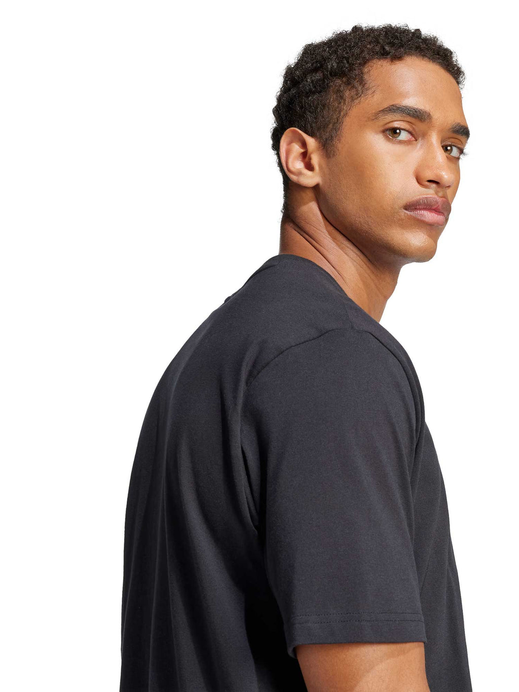 ADIDAS SPORTSWEAR Тениска Essentials Linear Single Jersey Tee