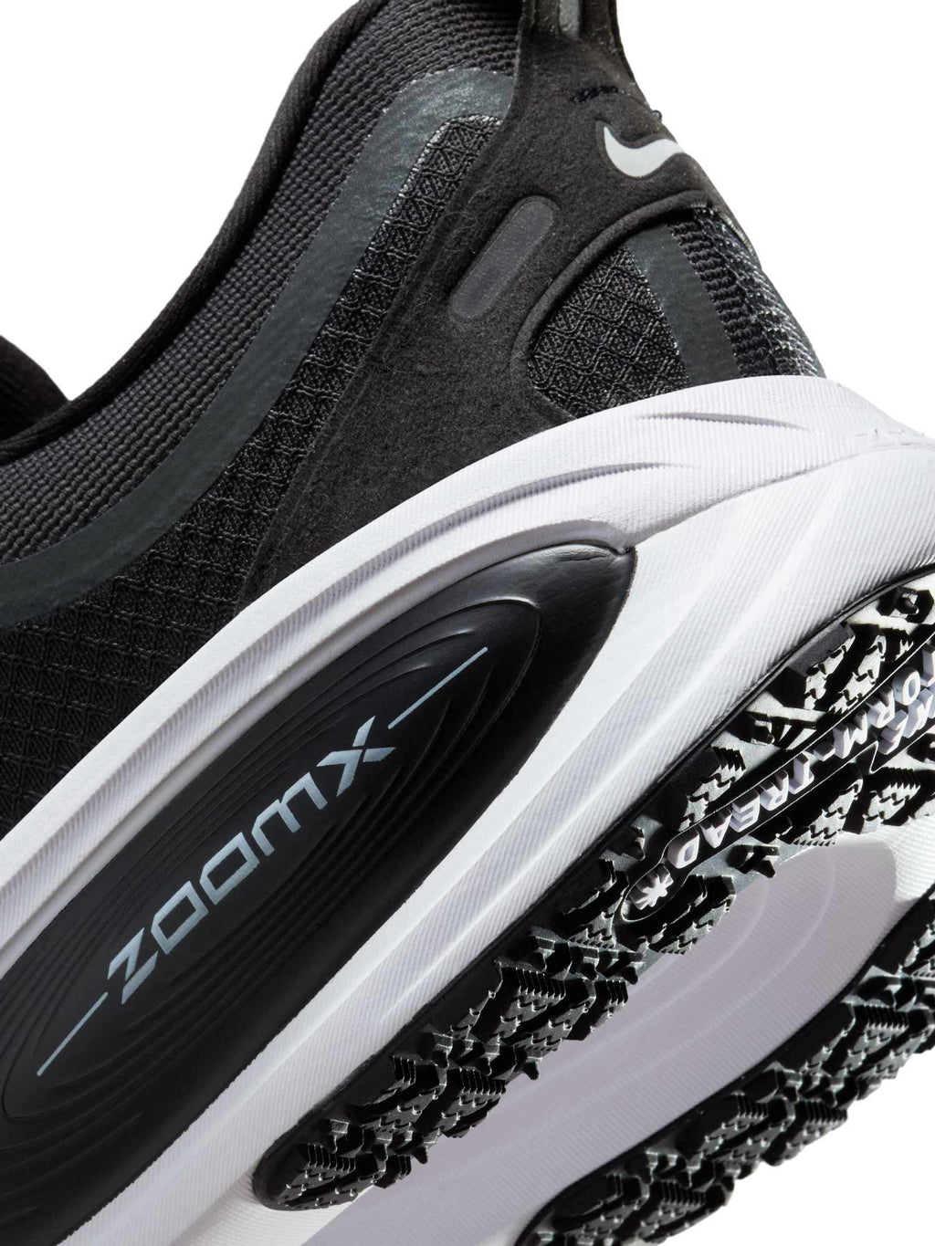 NIKE Обувки VOMERO 18 GTX