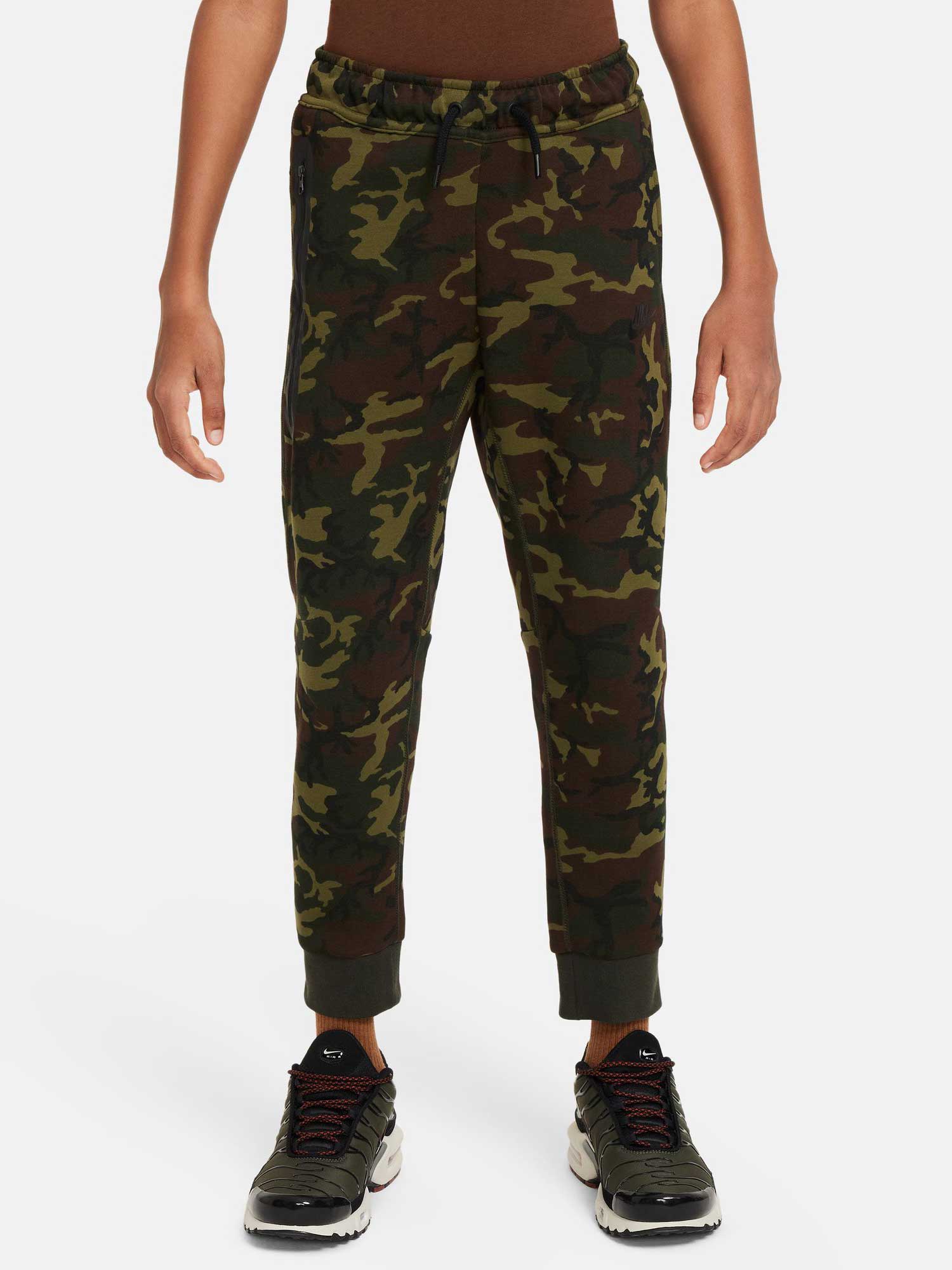 NIKE Спортно долнище B NSW TCH FLC CAMO BOTTOM