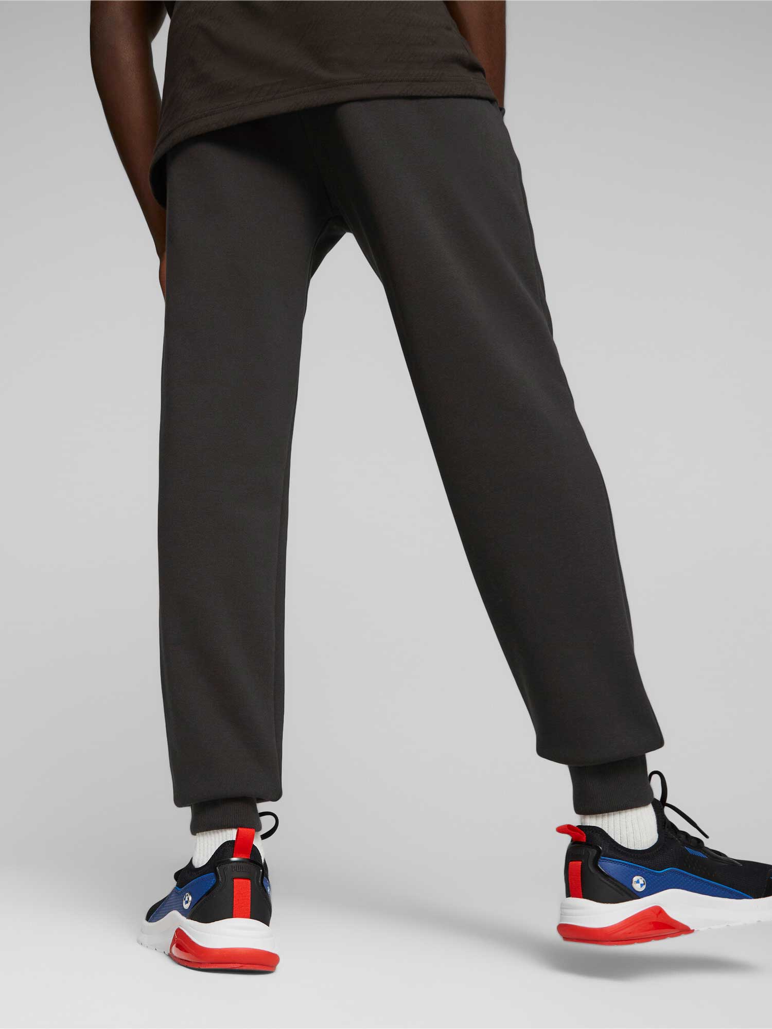 PUMA Спортно долнище BMW MMS ESS Pants Fleece