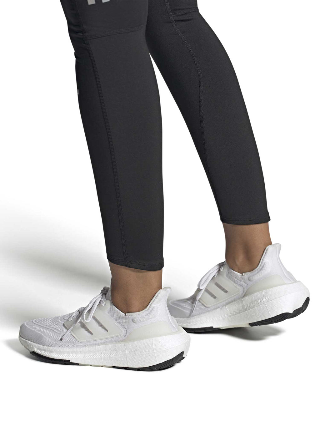 ADIDAS PERFORMANCE Обувки Ultraboost 23