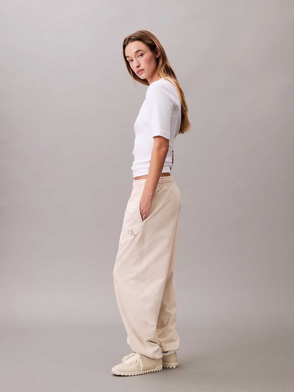 Calvin Klein Jeans Спортно долнище MONOLOGO FRENCH TERRY JOGGER