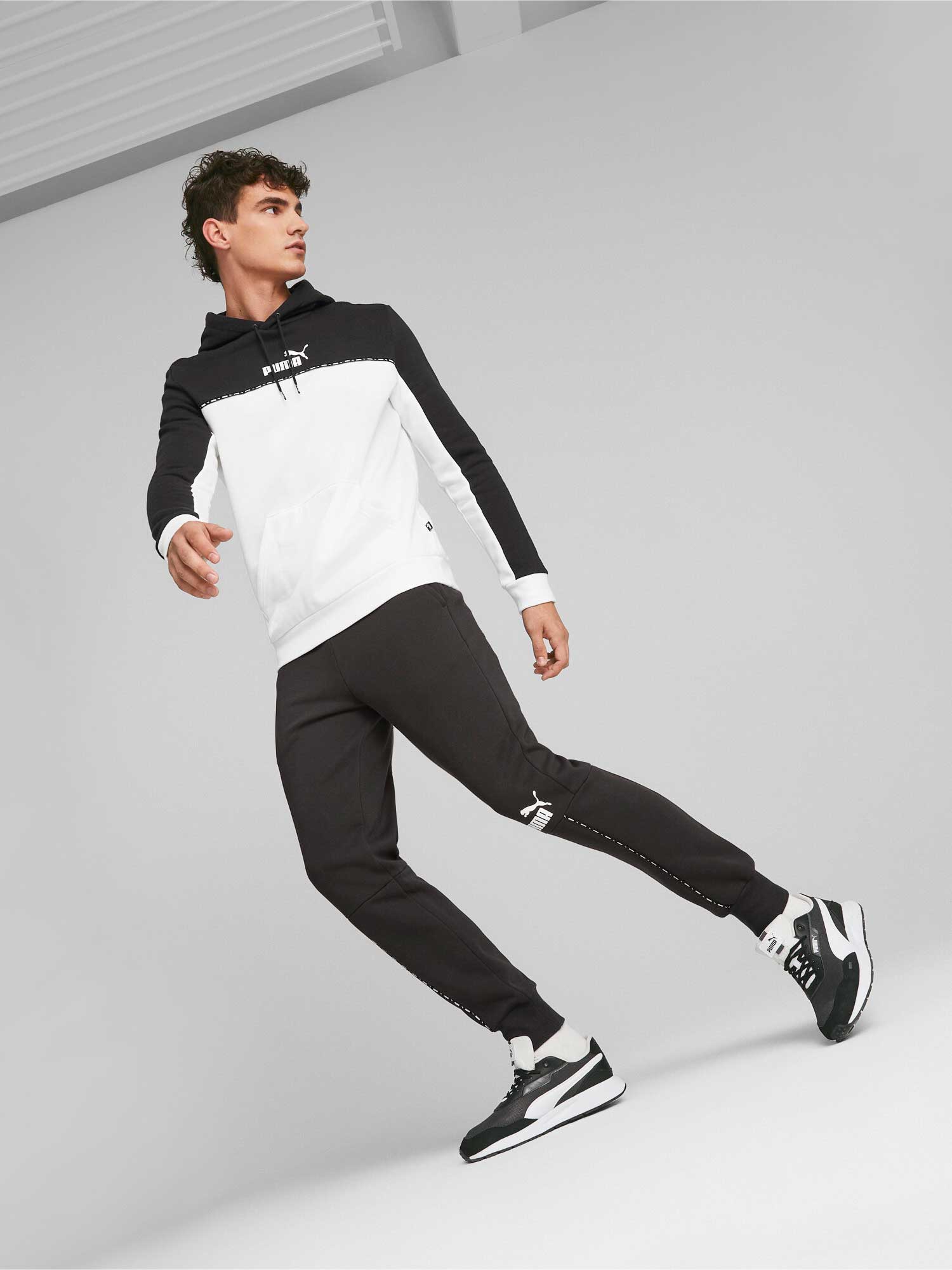 PUMA Спортно долнище ESS BLOCK x TAPE