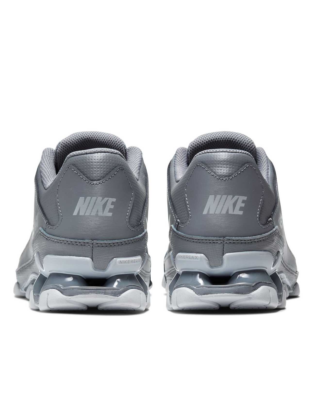 NIKE Обувки REAX 8 TR MESH